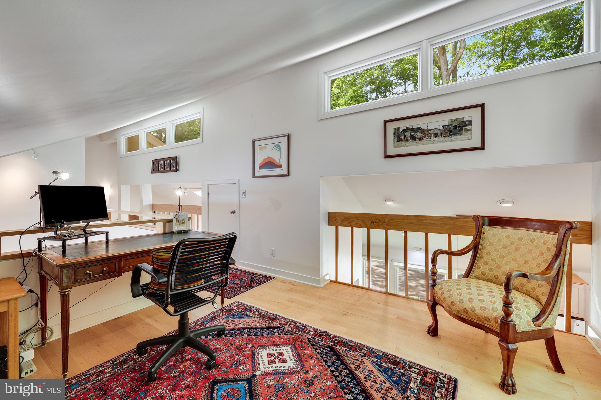 RESTON - Residential