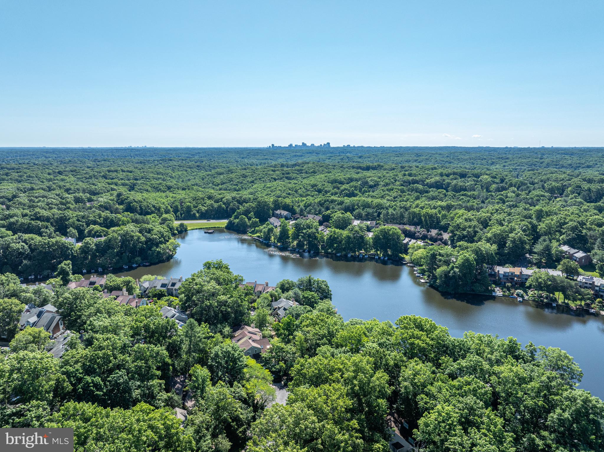 RESTON - Residential