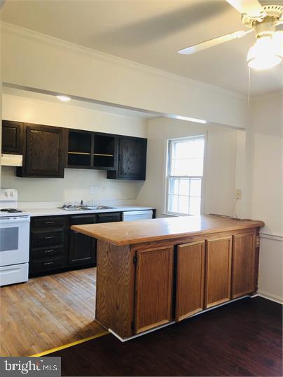 OLDE GREENWICH - Residential Lease