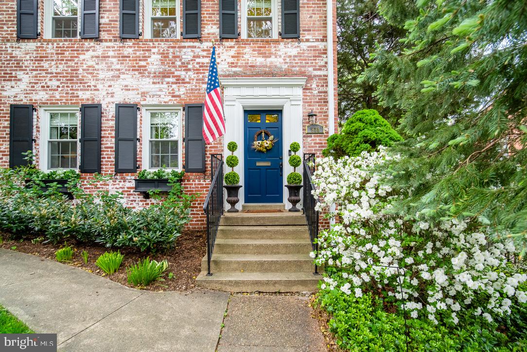 DOMINION HILLS - Residential