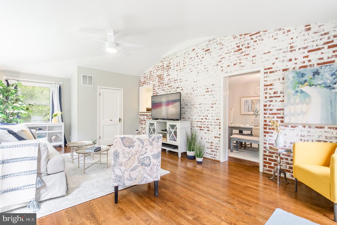 DOMINION HILLS - Residential