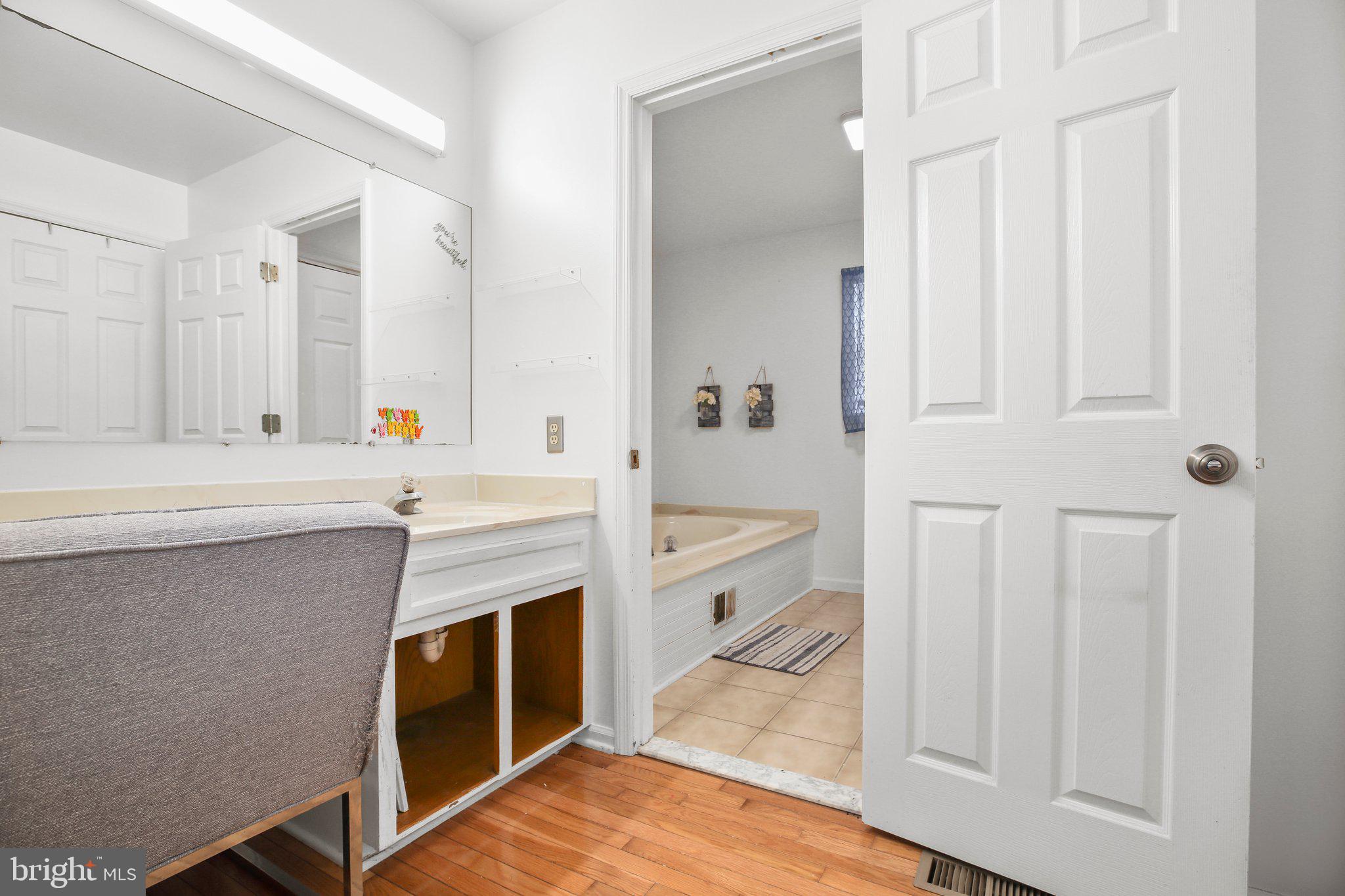 BLYTHEDALE - Residential