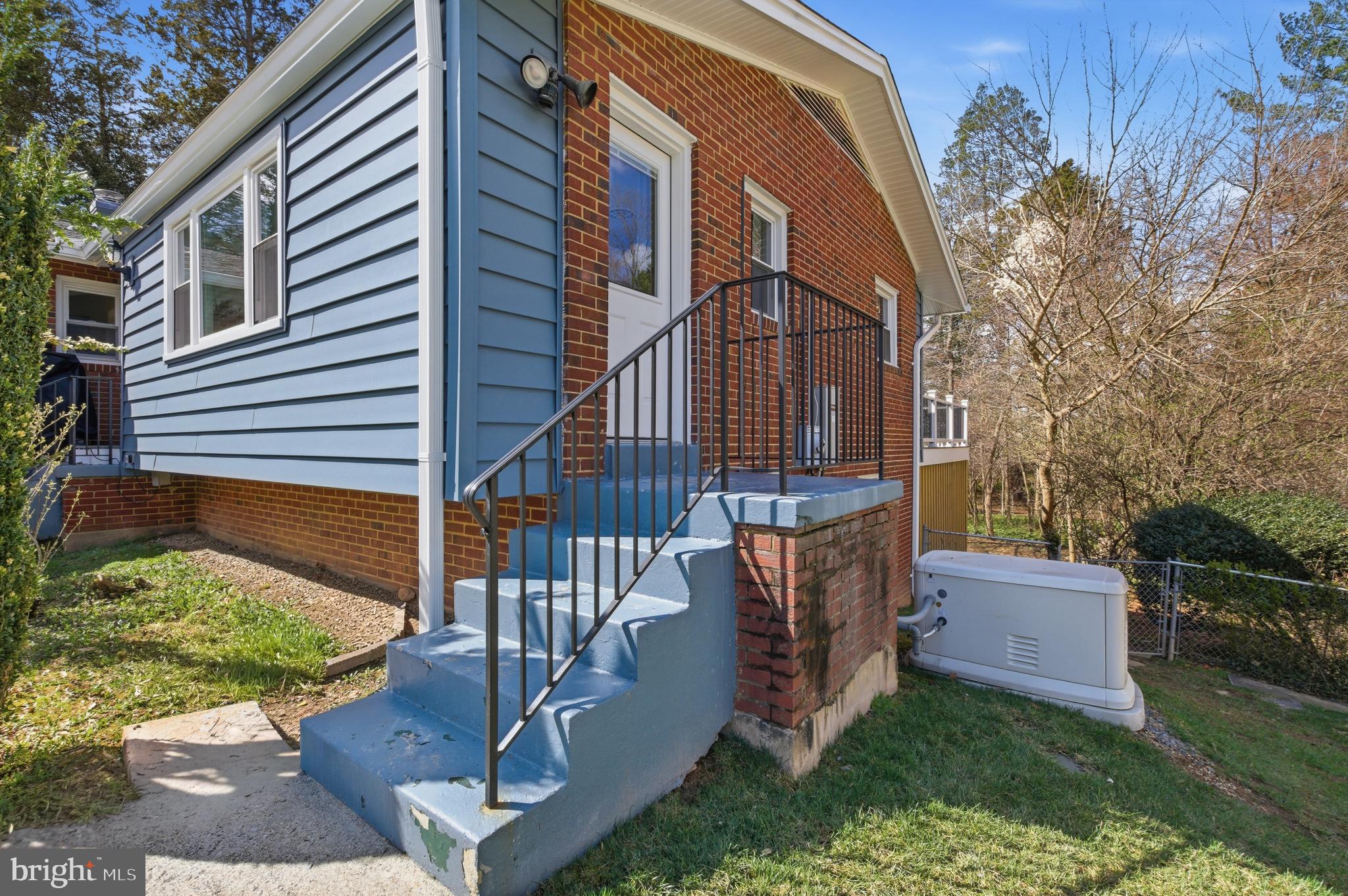 FAIRWAY MANOR ESTATES - Residential