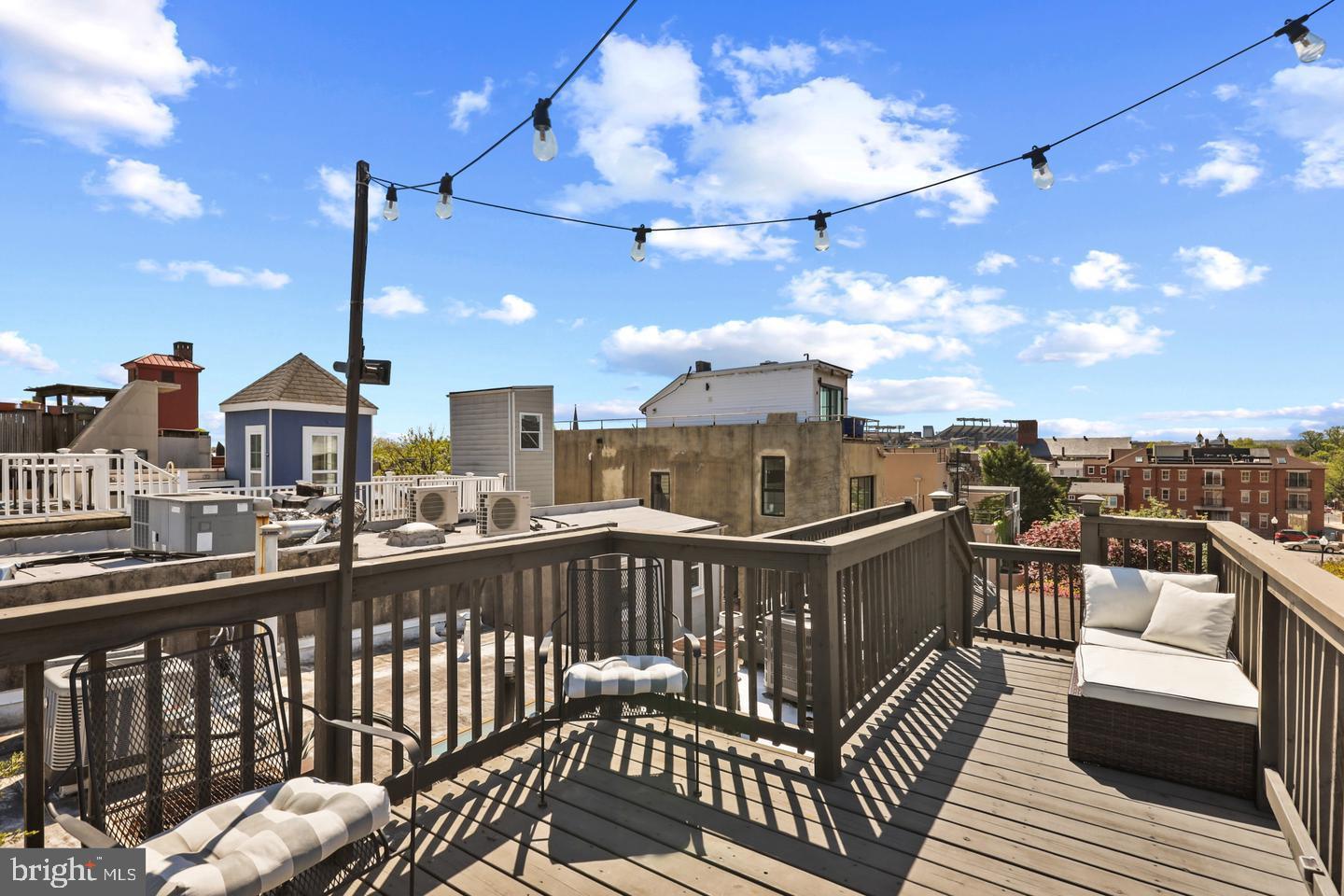 FEDERAL HILL HISTORIC DISTRICT - Residential Lease