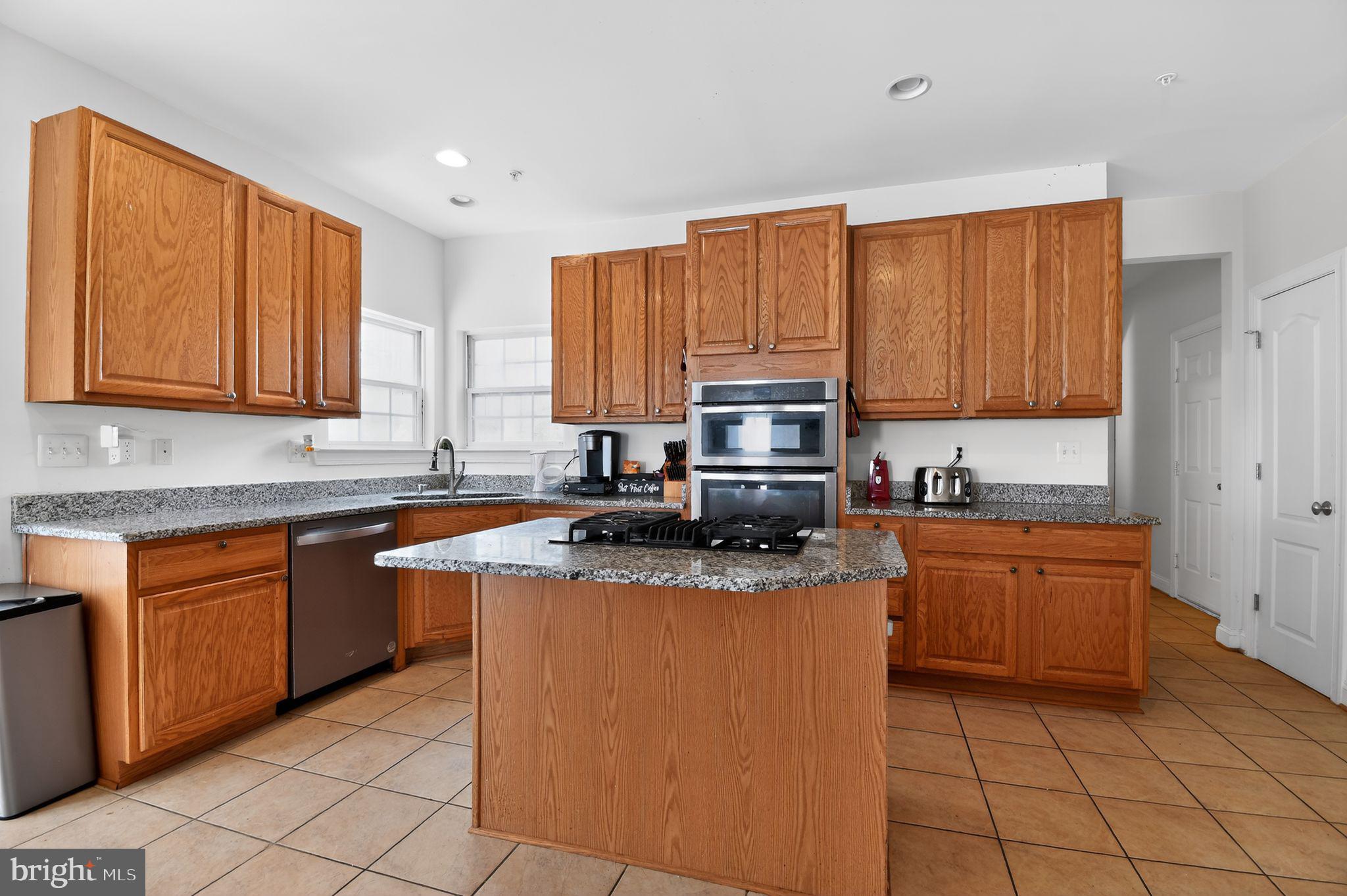 CHELTENHAM KNOLLS - Residential