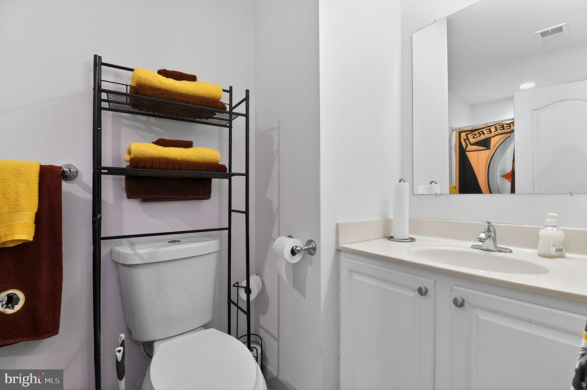 CHELTENHAM KNOLLS - Residential