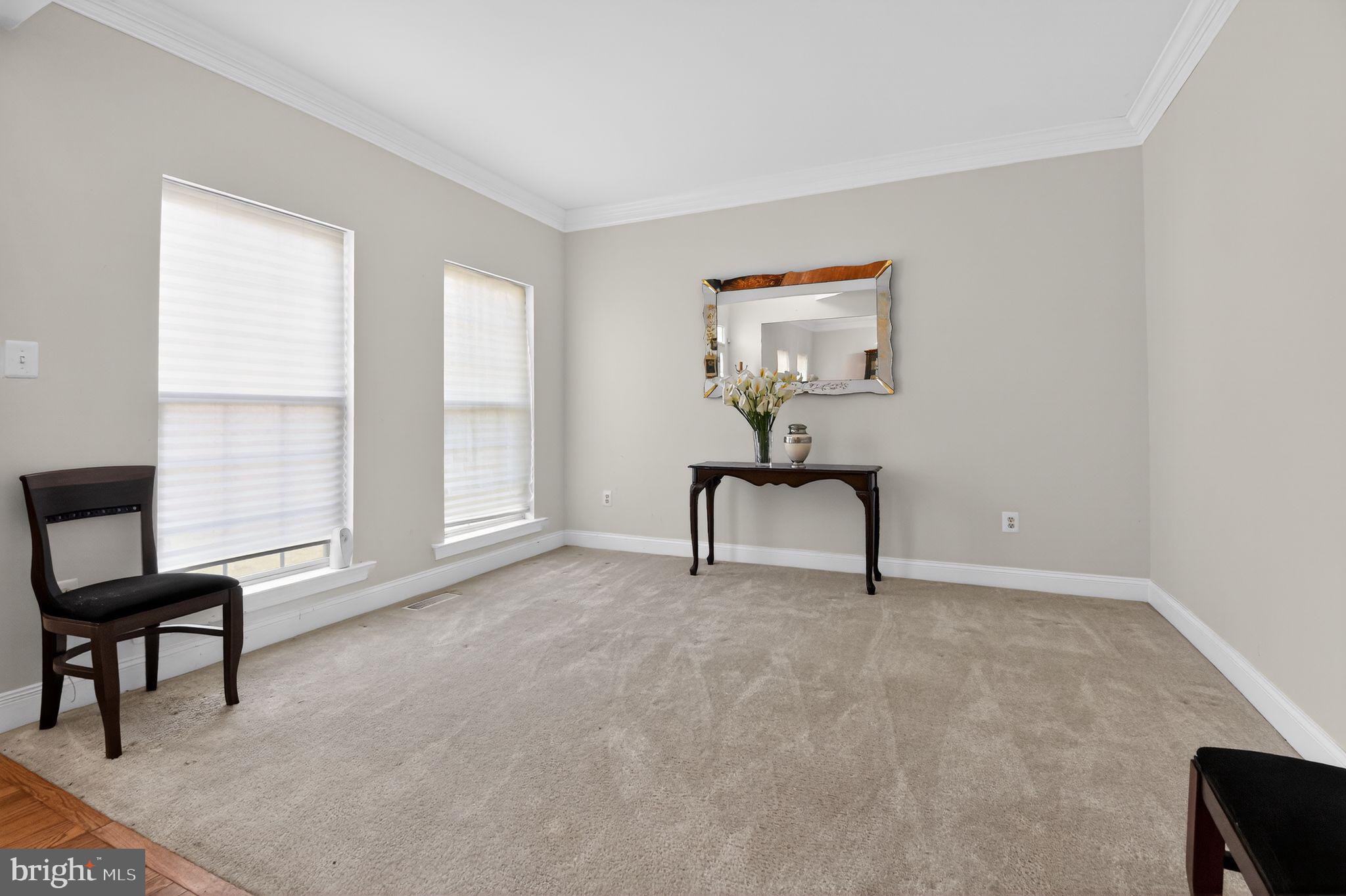 CHELTENHAM KNOLLS - Residential