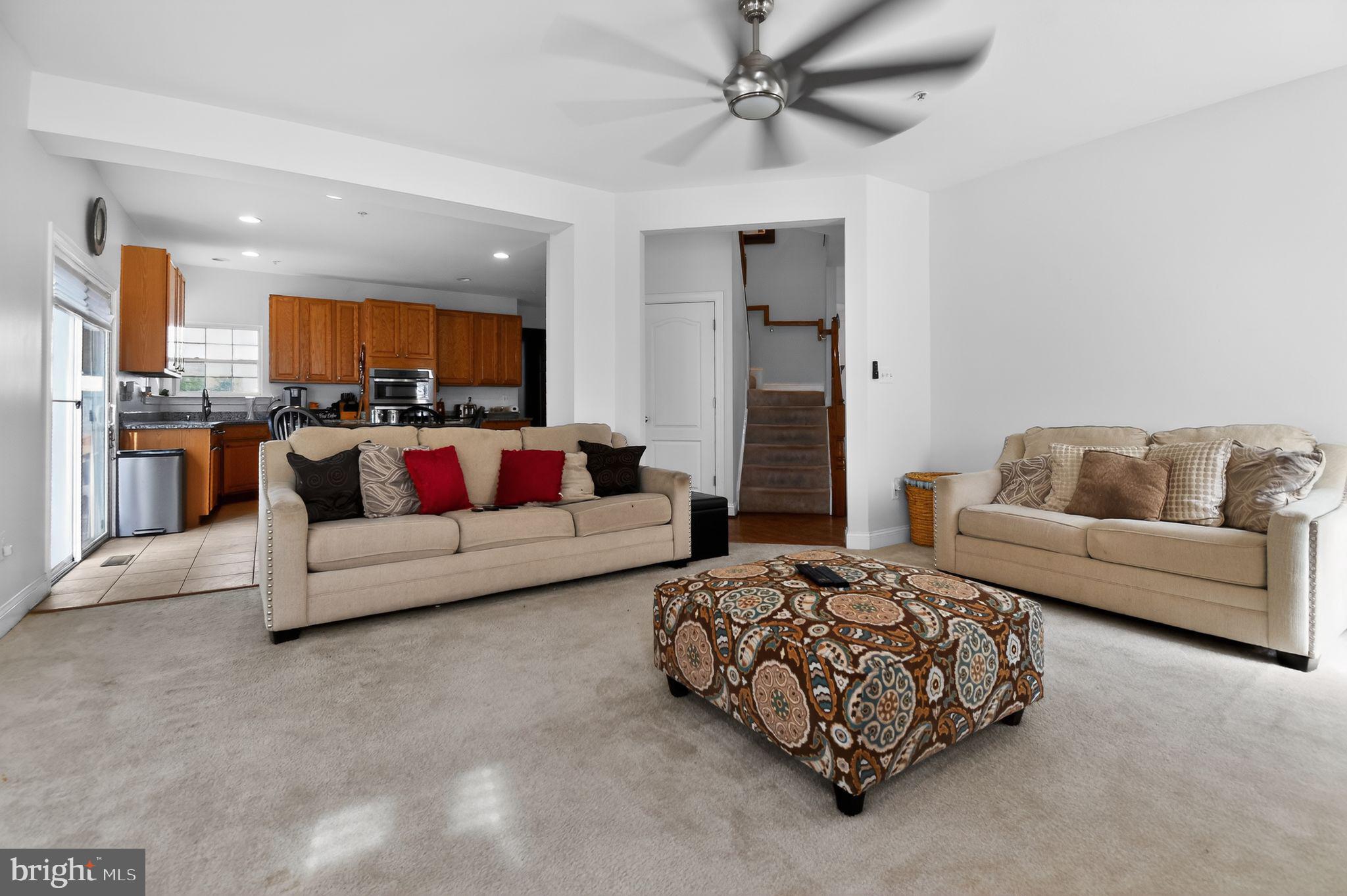 CHELTENHAM KNOLLS - Residential