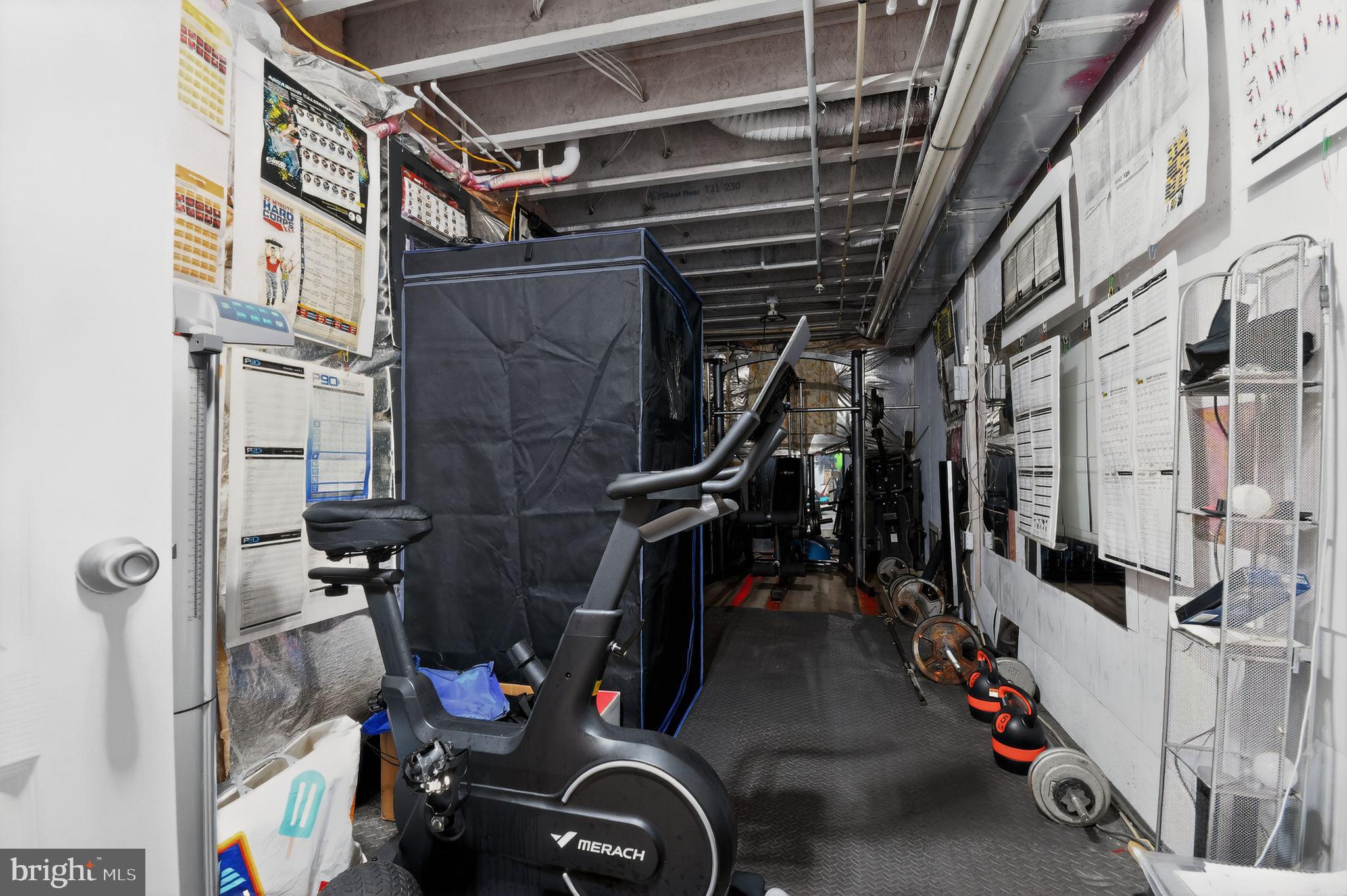 CHELTENHAM KNOLLS - Residential