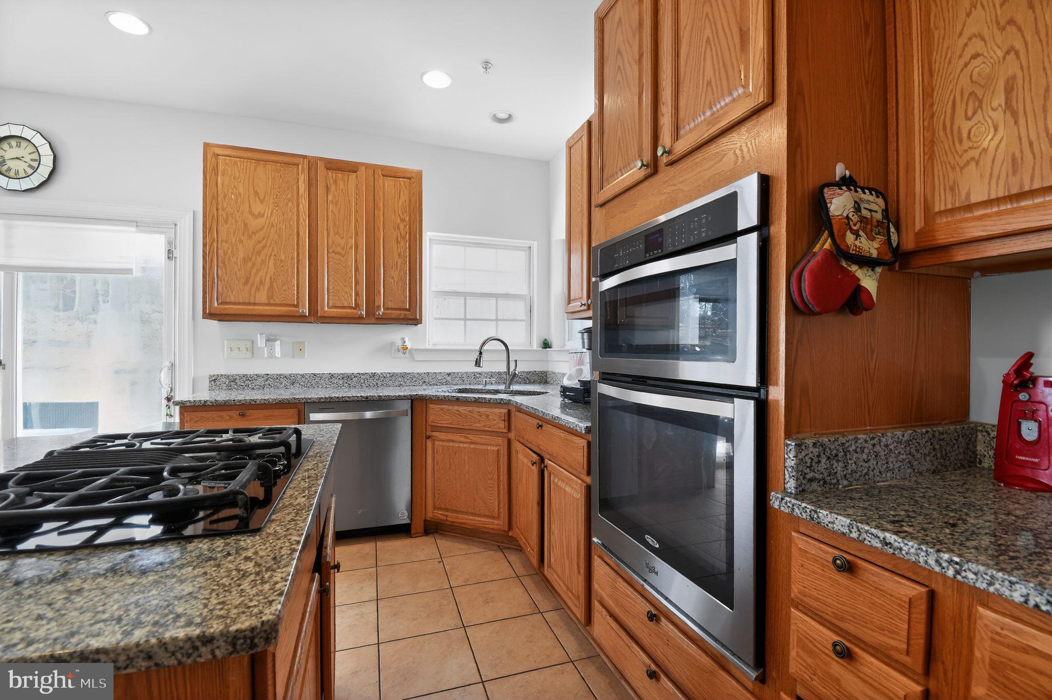 CHELTENHAM KNOLLS - Residential