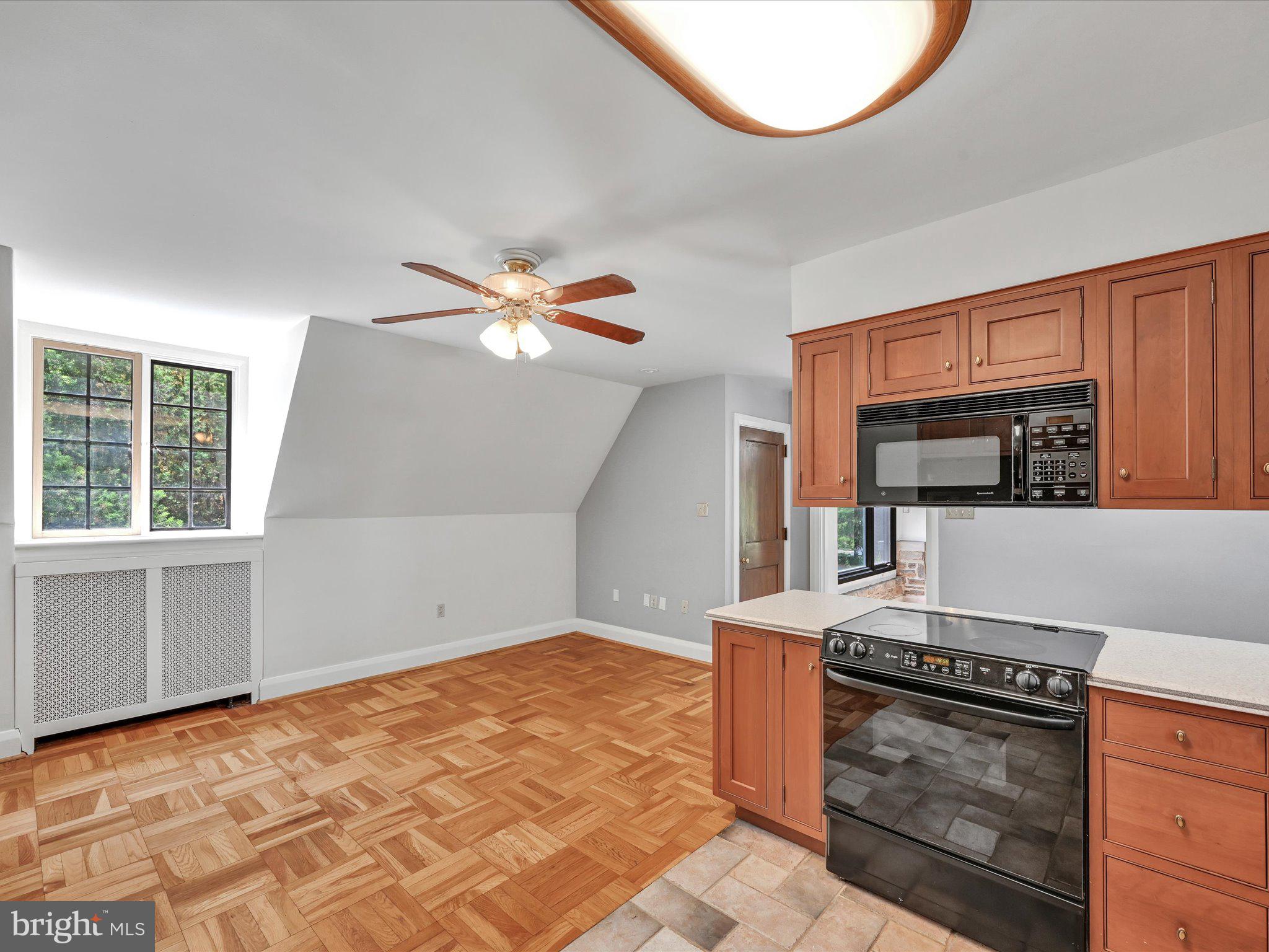 GREENFIELDS - Residential