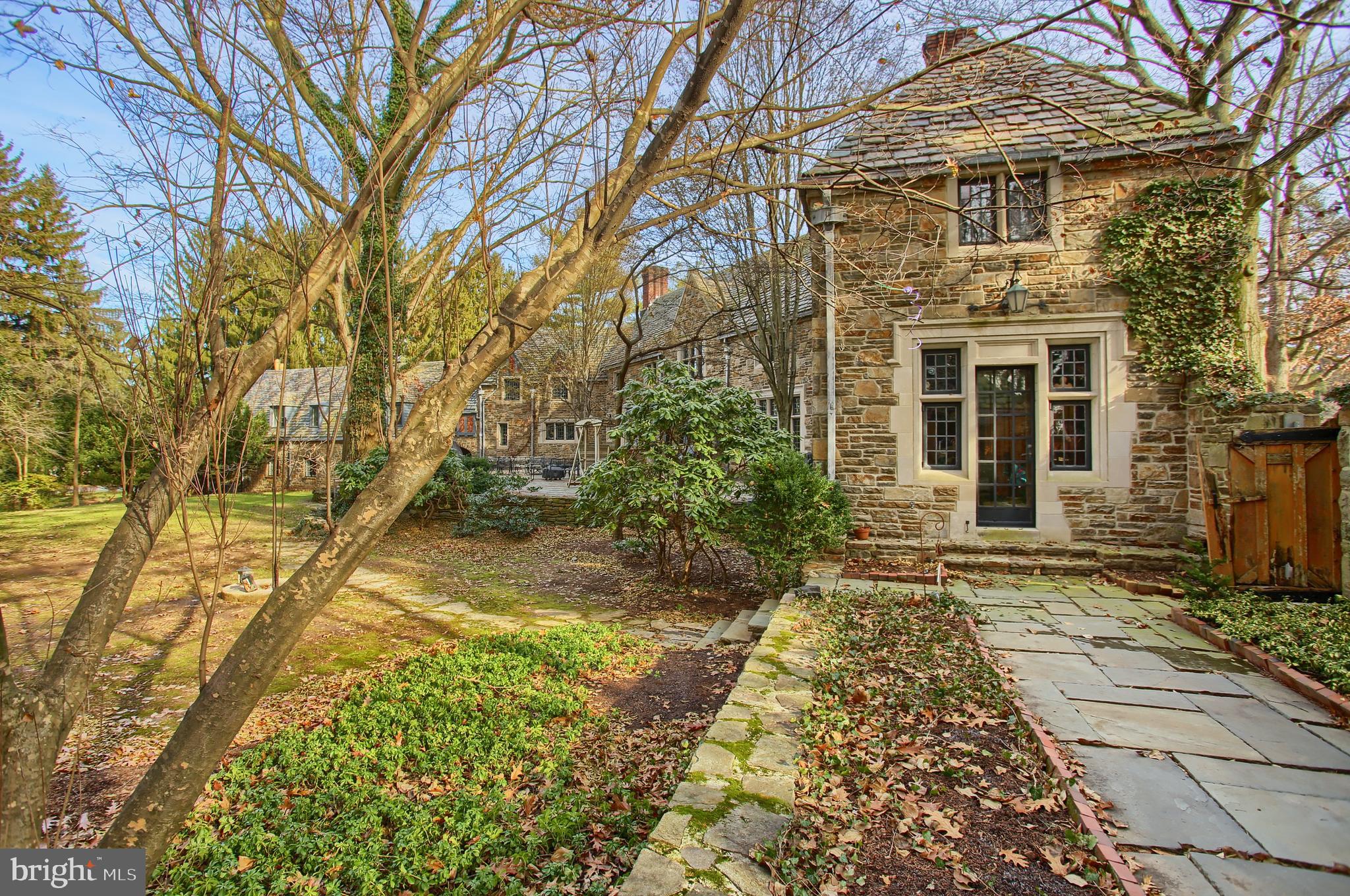 GREENFIELDS - Residential