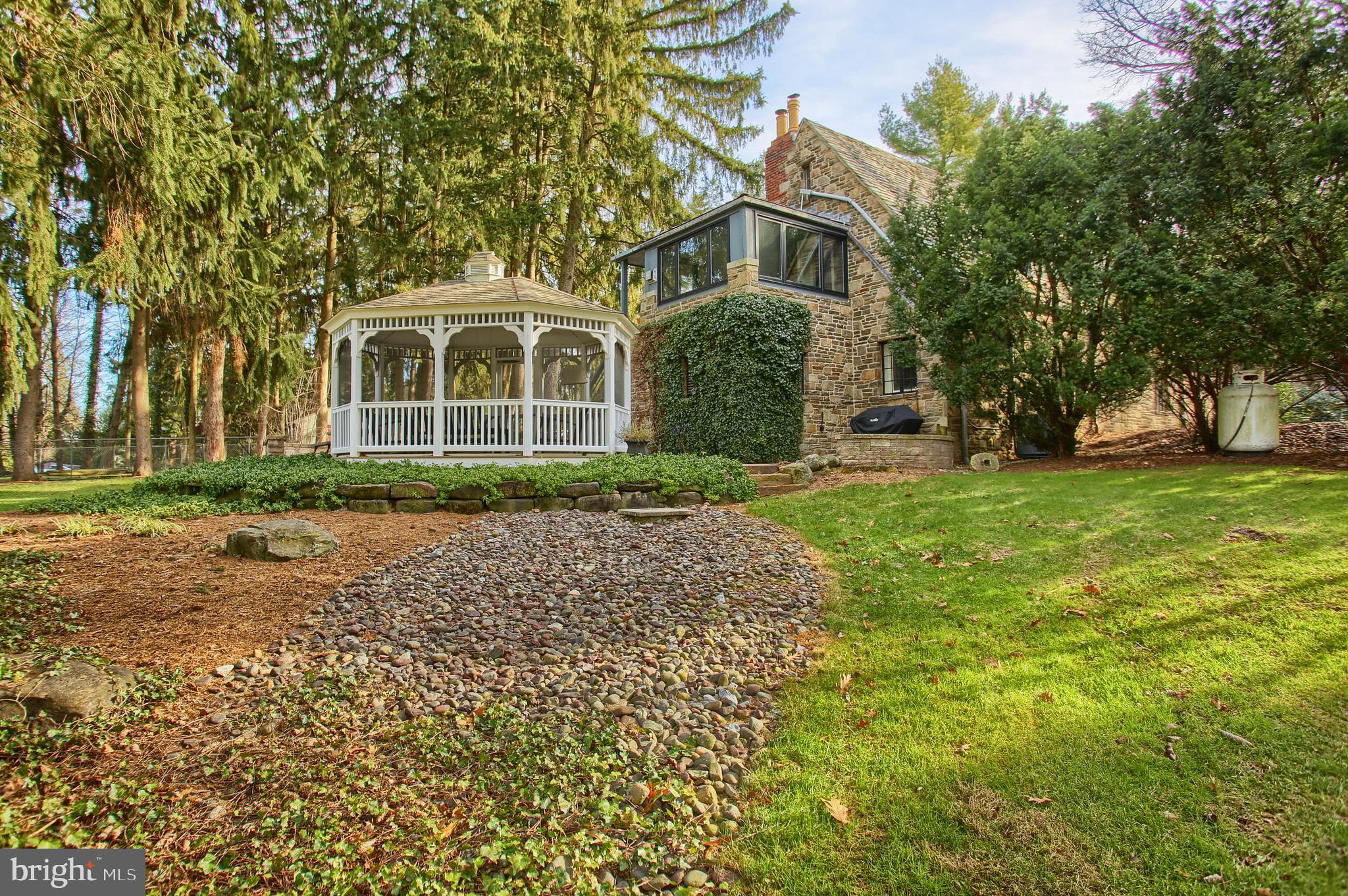 GREENFIELDS - Residential