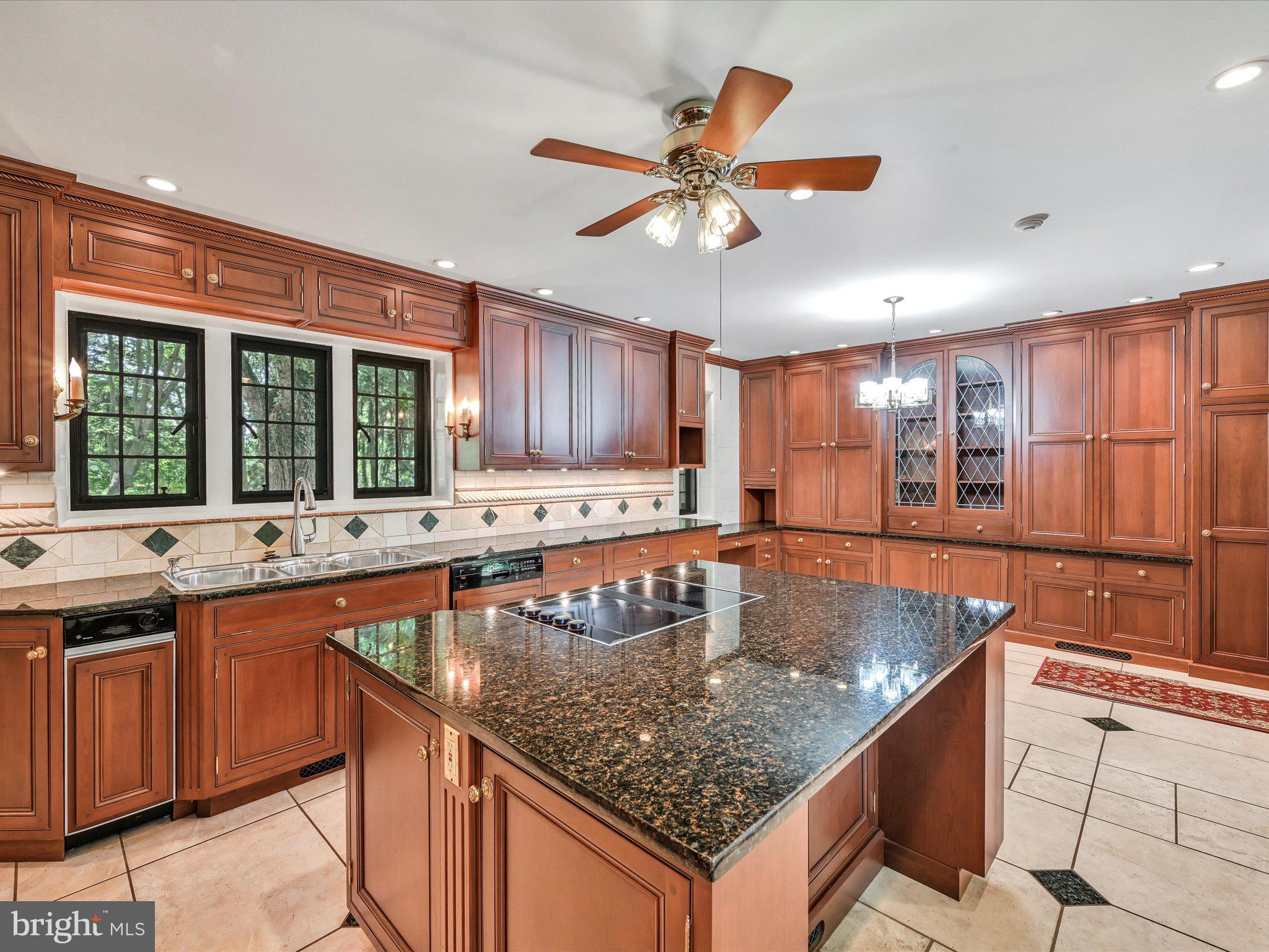 GREENFIELDS - Residential