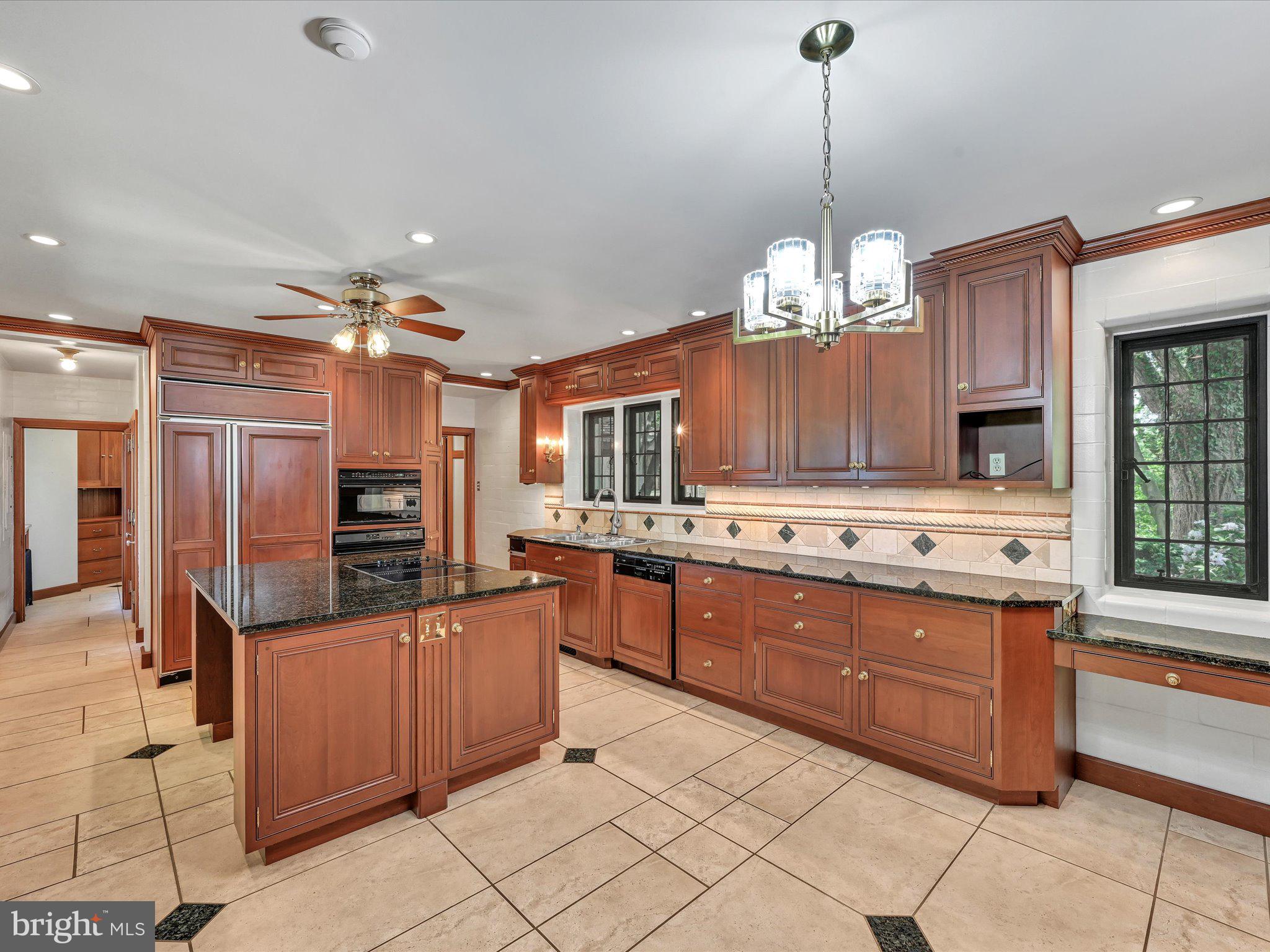 GREENFIELDS - Residential