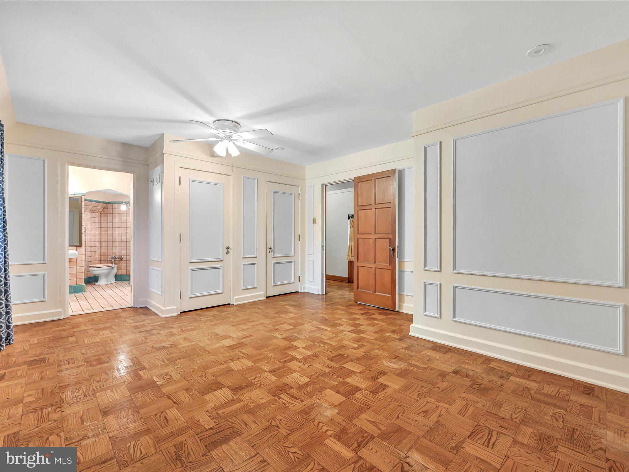 GREENFIELDS - Residential