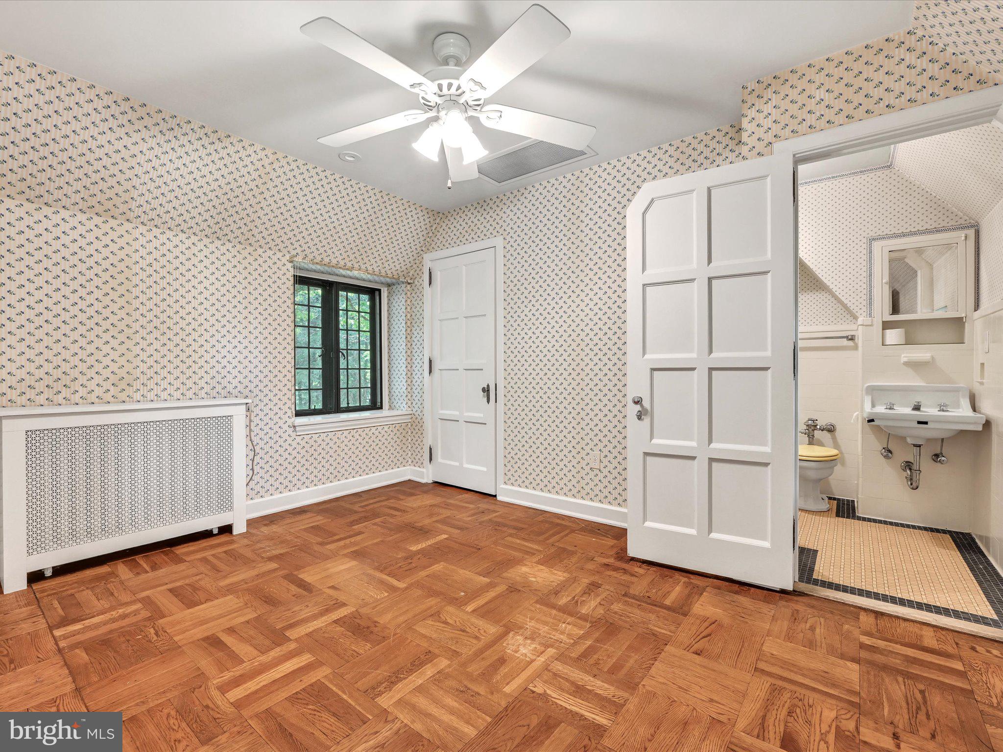GREENFIELDS - Residential