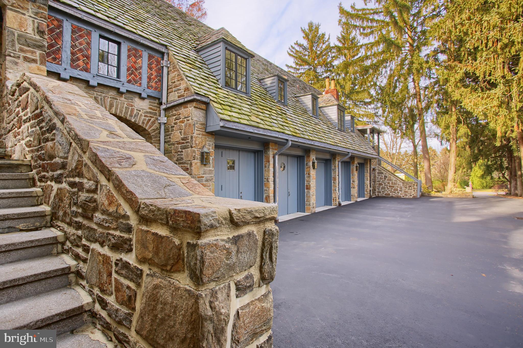 GREENFIELDS - Residential