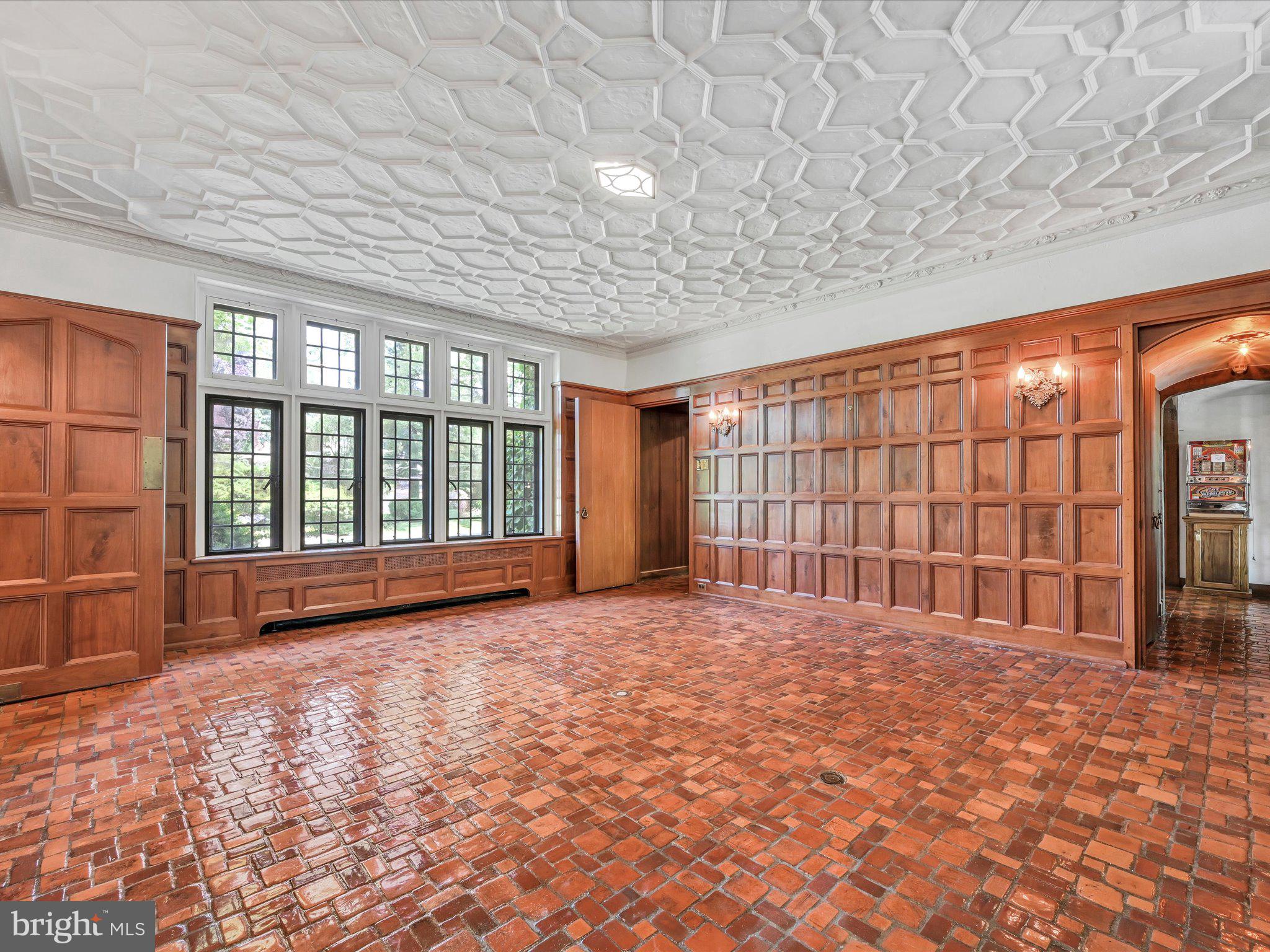GREENFIELDS - Residential
