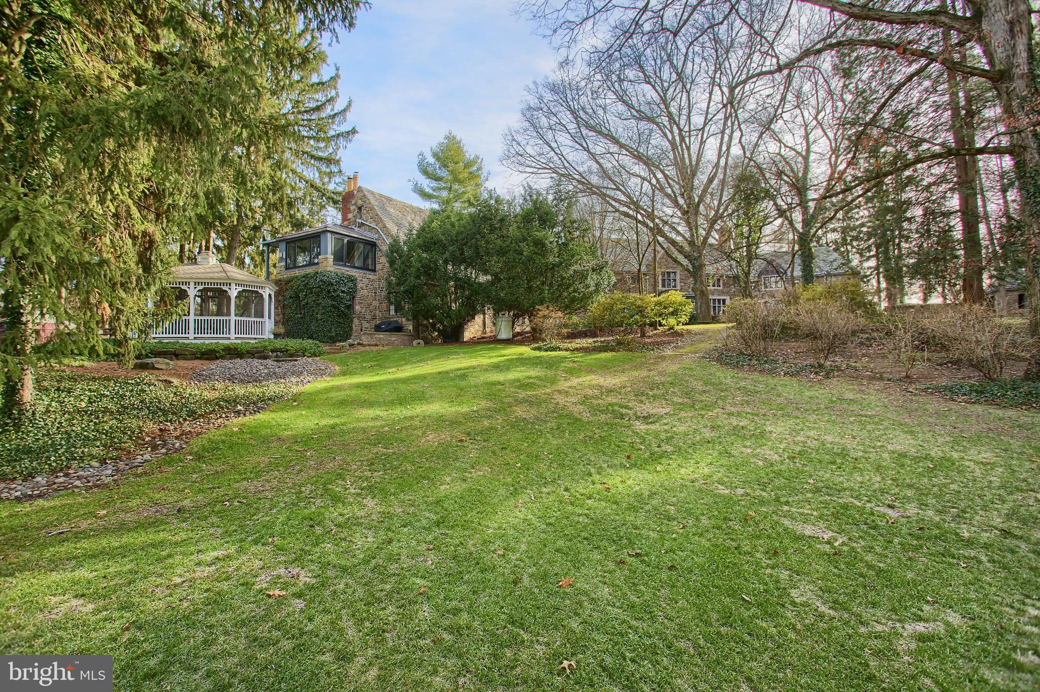 GREENFIELDS - Residential