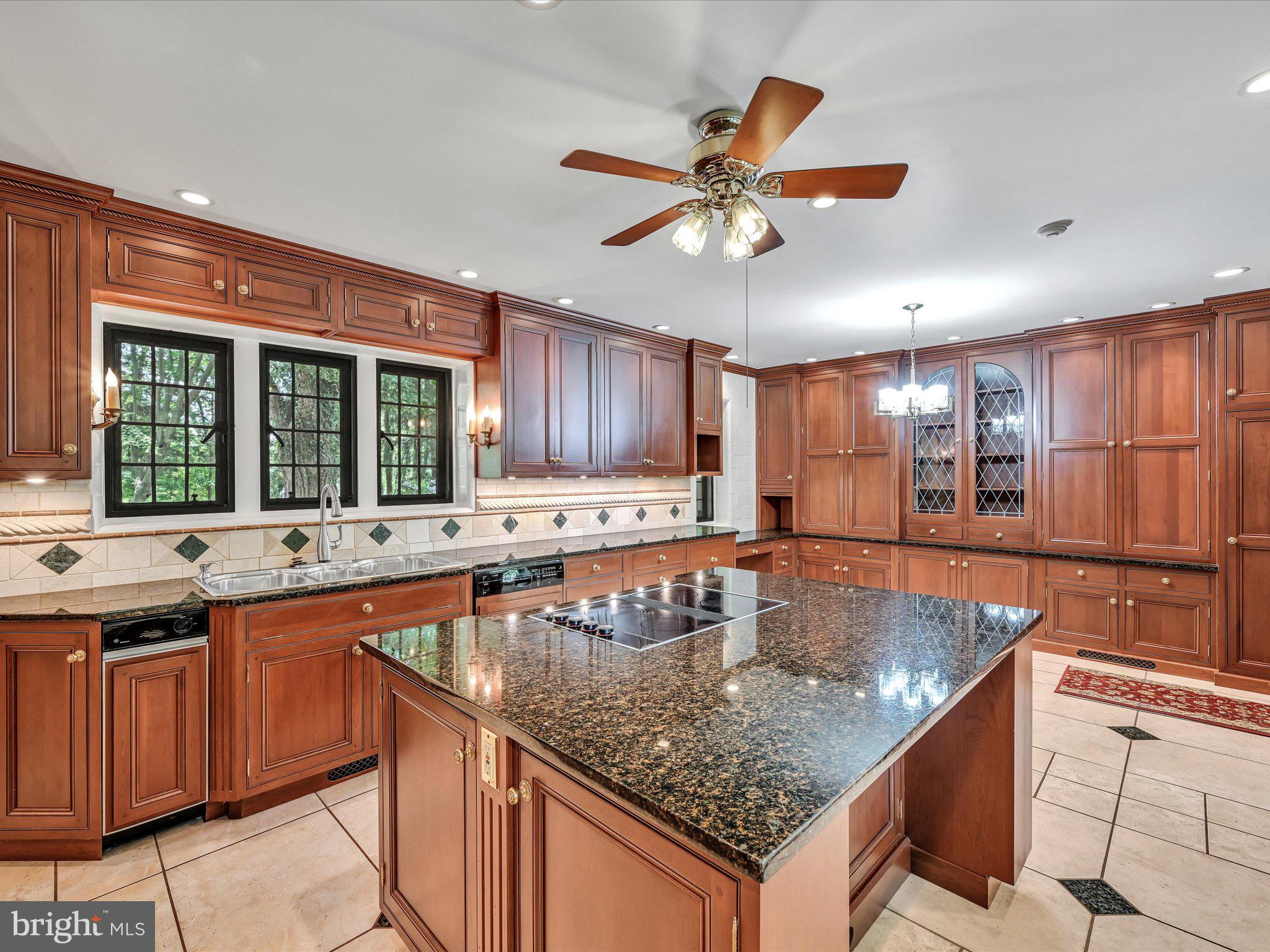 GREENFIELDS - Residential