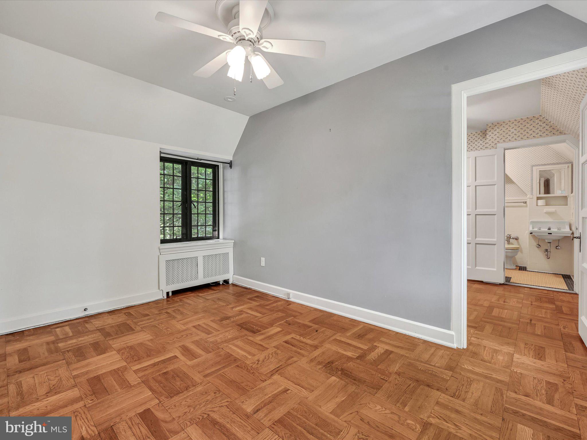 GREENFIELDS - Residential