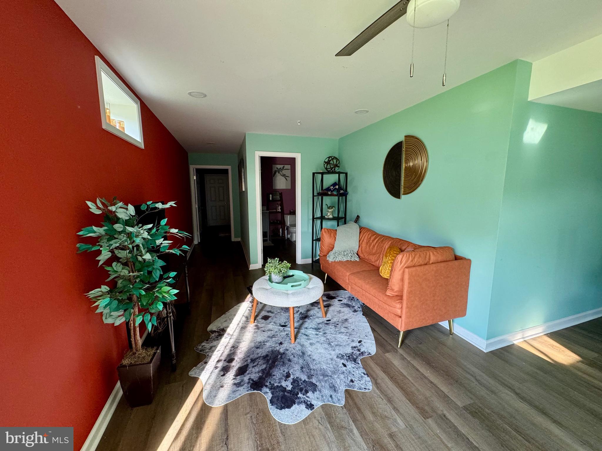 FOUNTAIN ESTATES - Residential