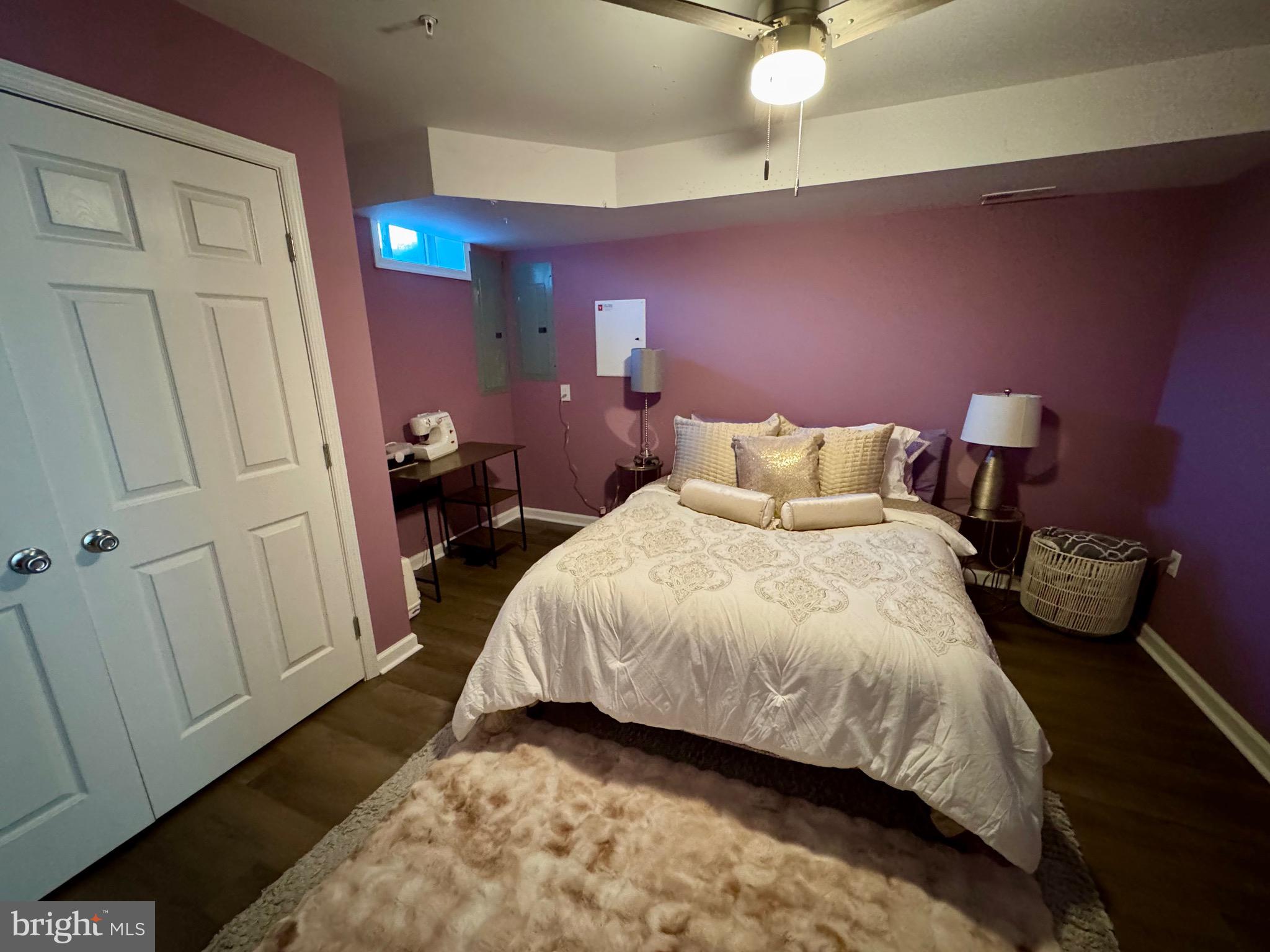 FOUNTAIN ESTATES - Residential