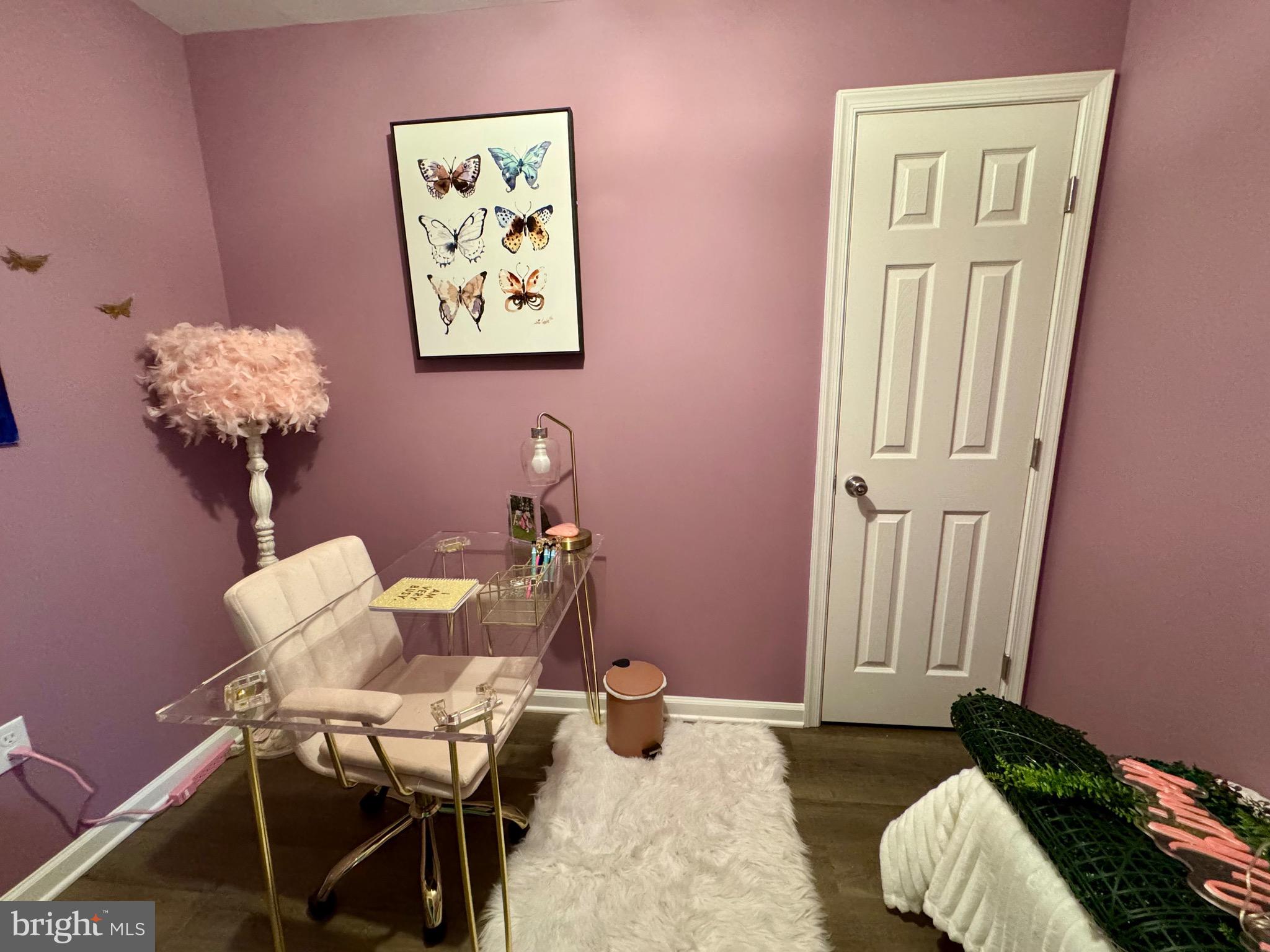 FOUNTAIN ESTATES - Residential