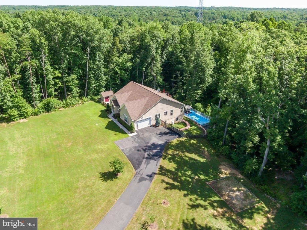320 Grouse Pointe Drive, Stafford, VA 22556