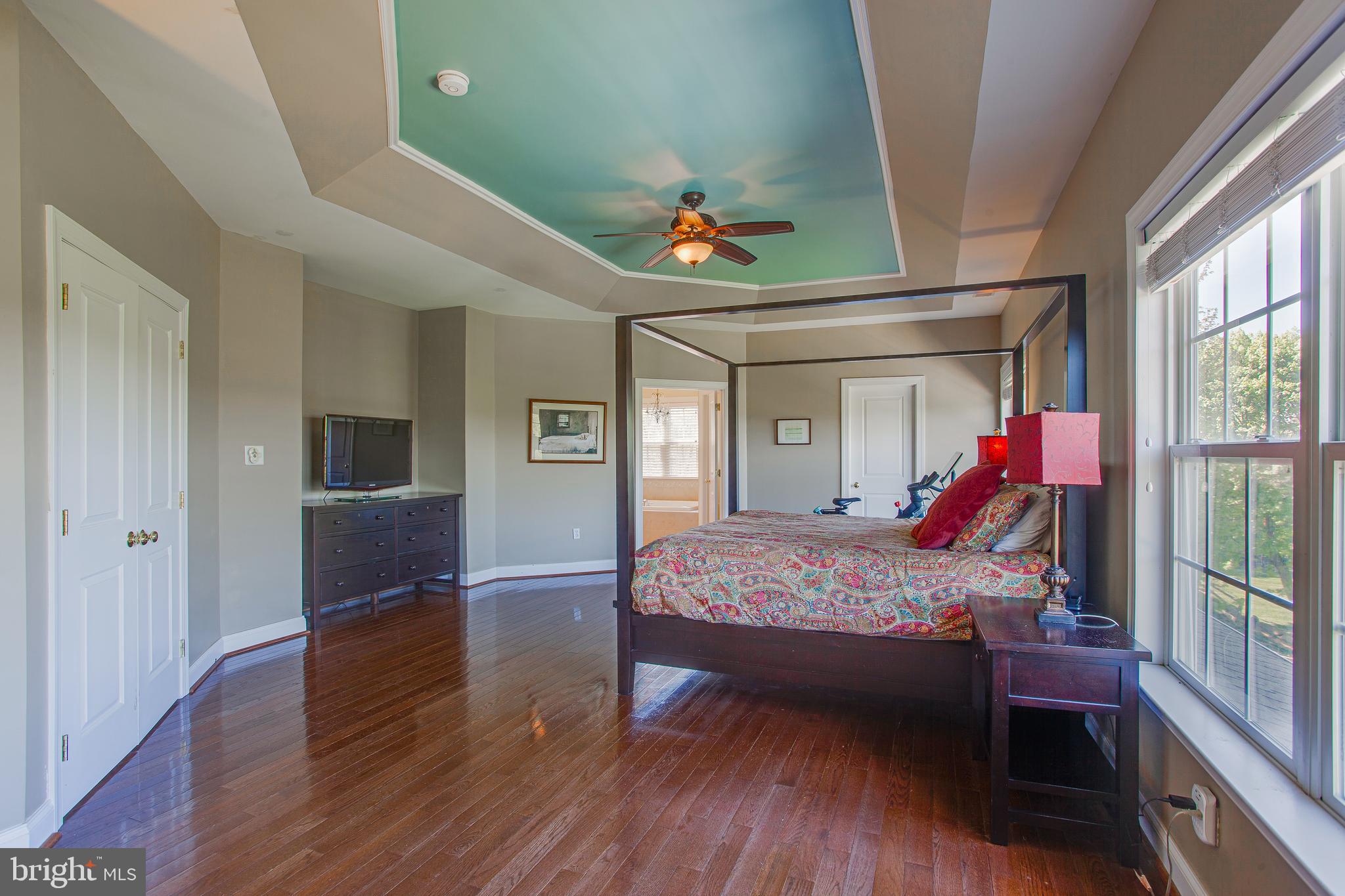 STEEPLEVIEW AT GLE - Residential