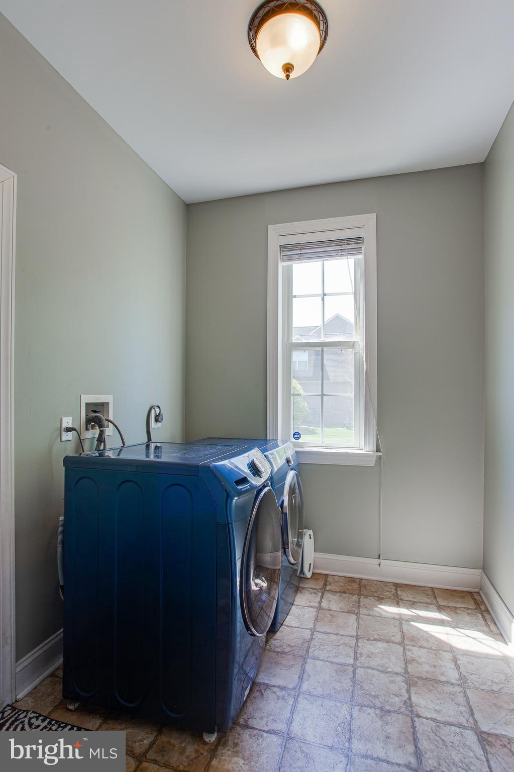 STEEPLEVIEW AT GLE - Residential