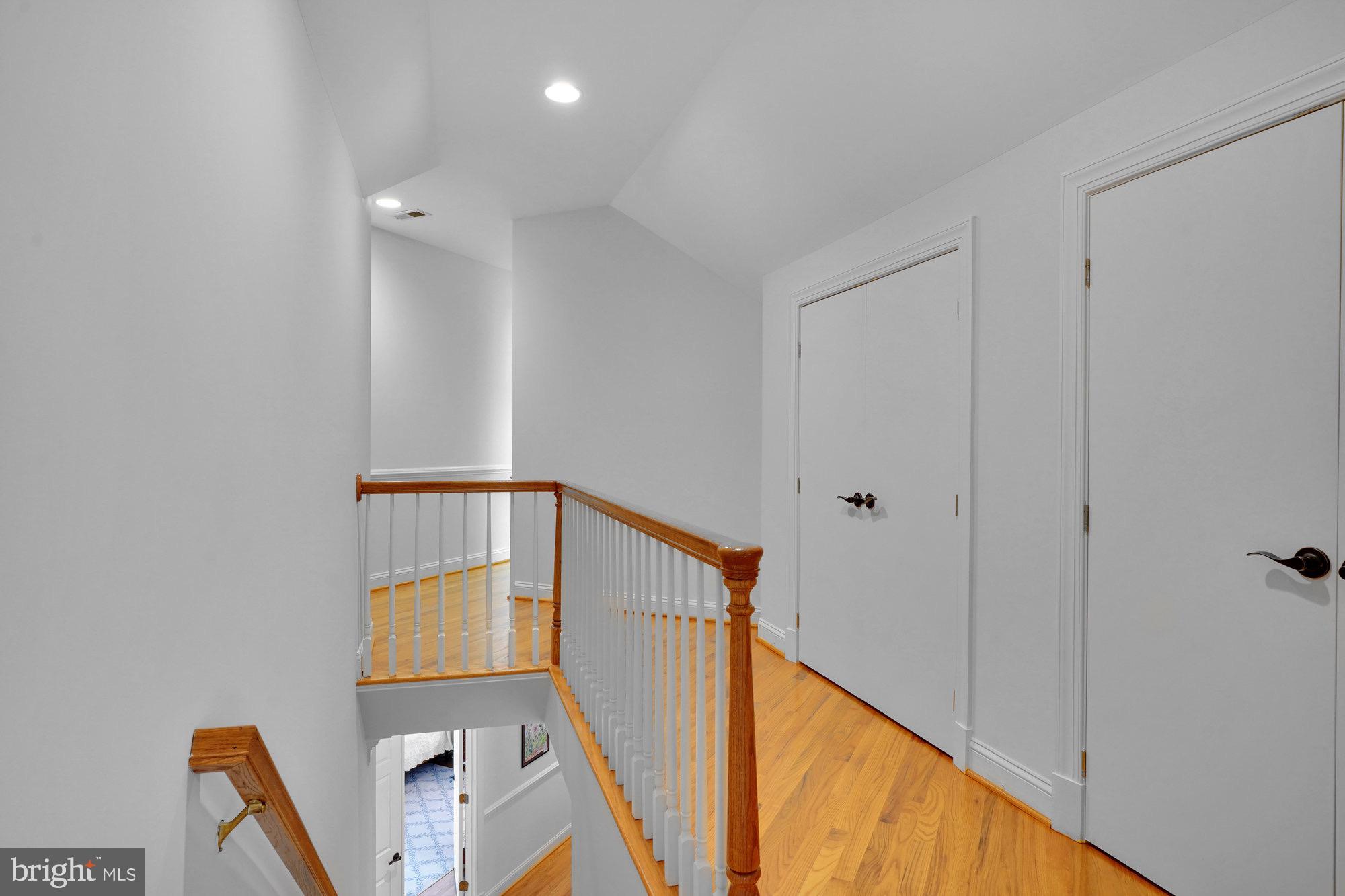 AIRSTON AT FOX MILL - Residential