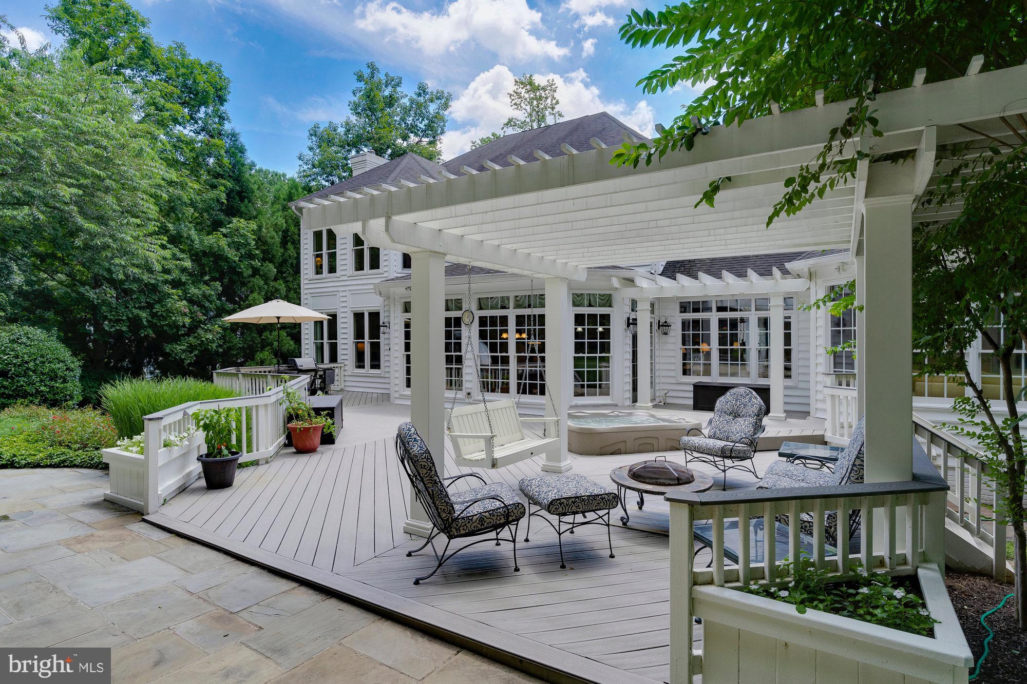 AIRSTON AT FOX MILL - Residential