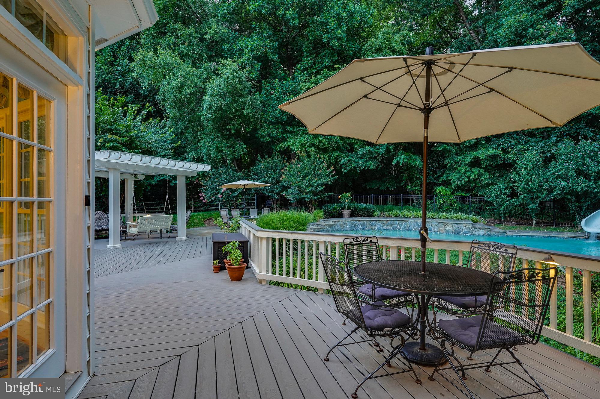 AIRSTON AT FOX MILL - Residential