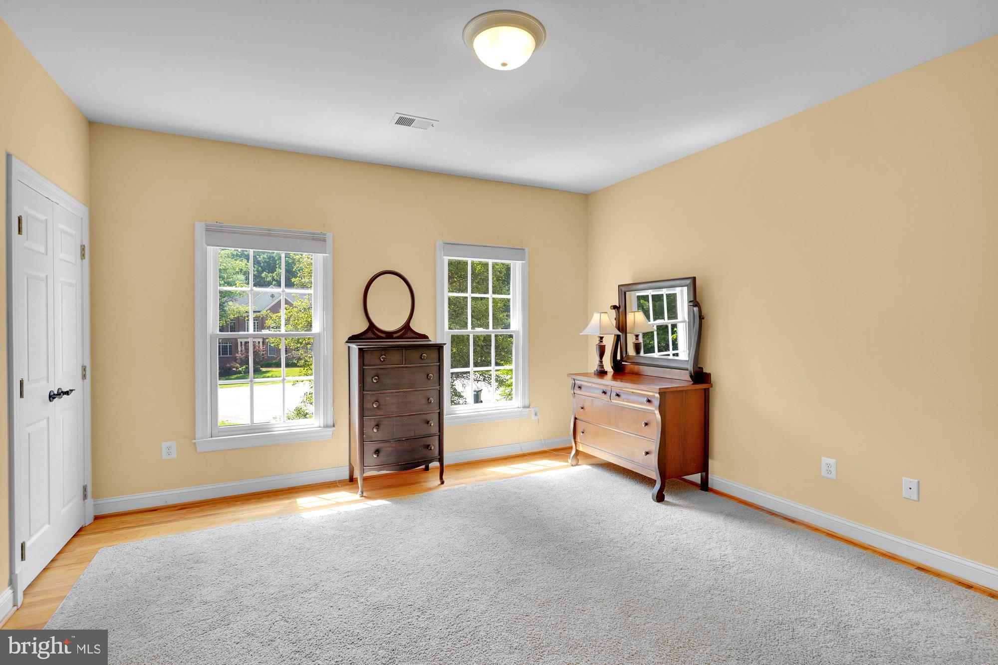 AIRSTON AT FOX MILL - Residential