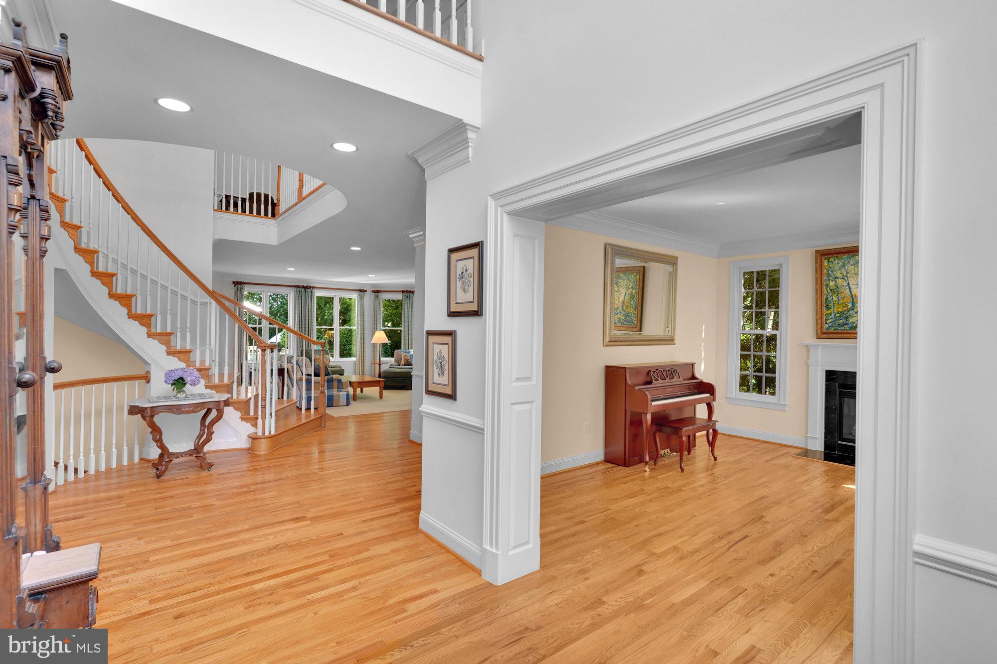 AIRSTON AT FOX MILL - Residential