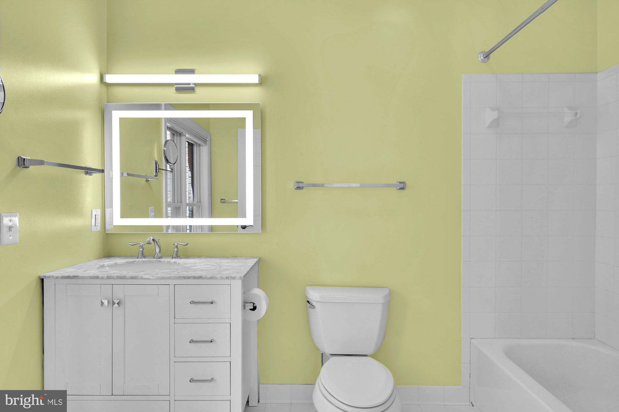 AIRSTON AT FOX MILL - Residential