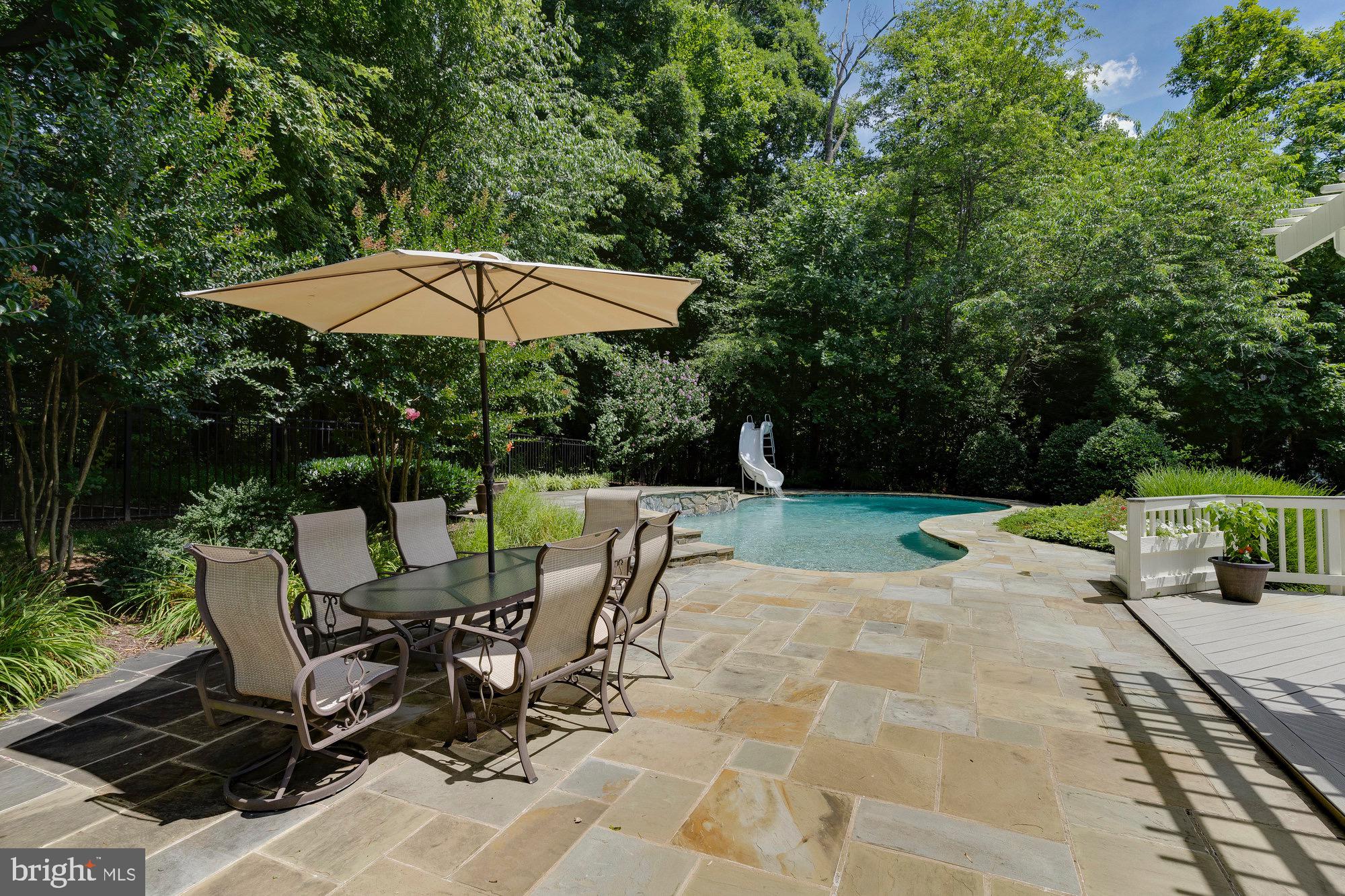 AIRSTON AT FOX MILL - Residential