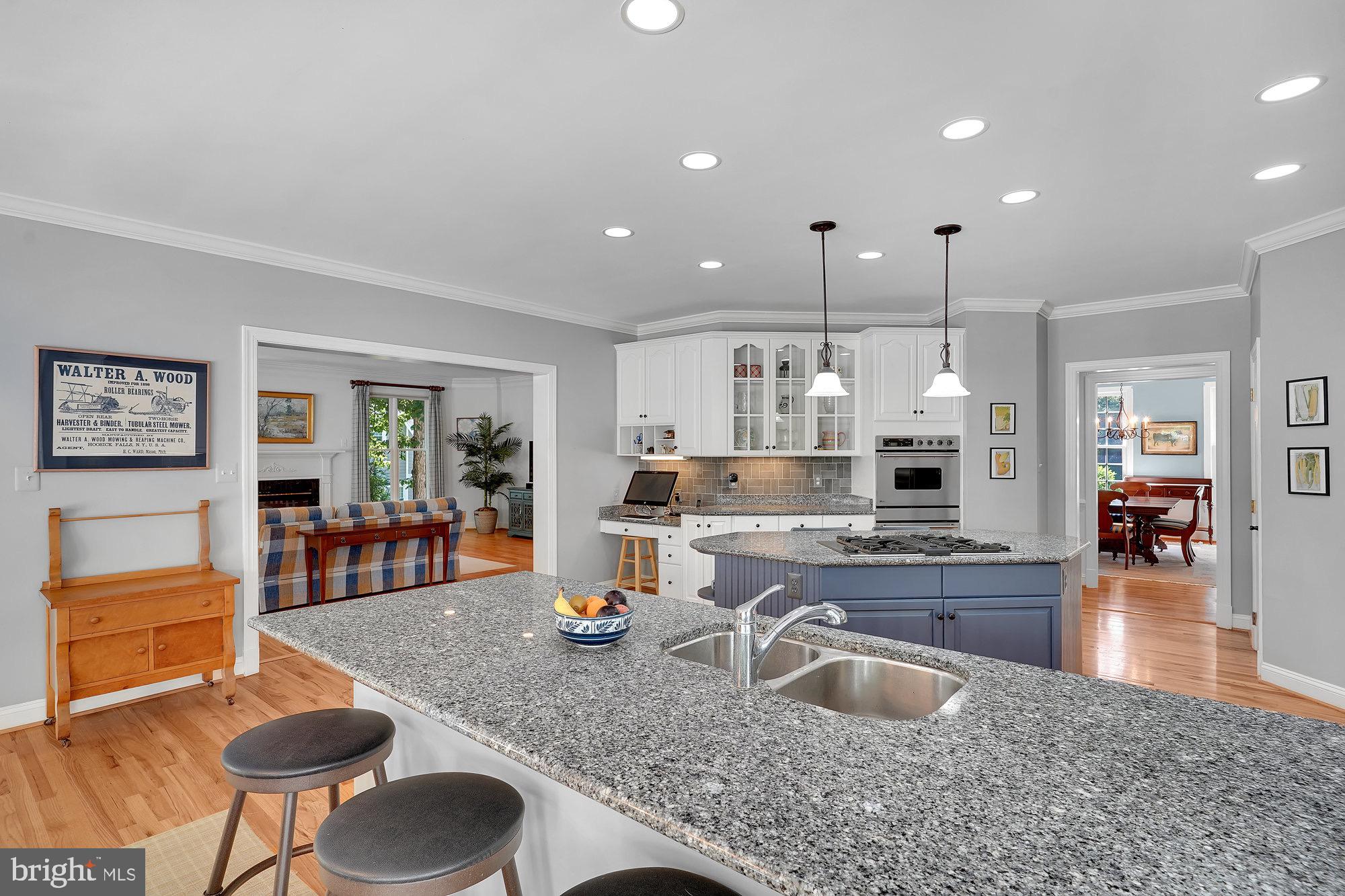 AIRSTON AT FOX MILL - Residential