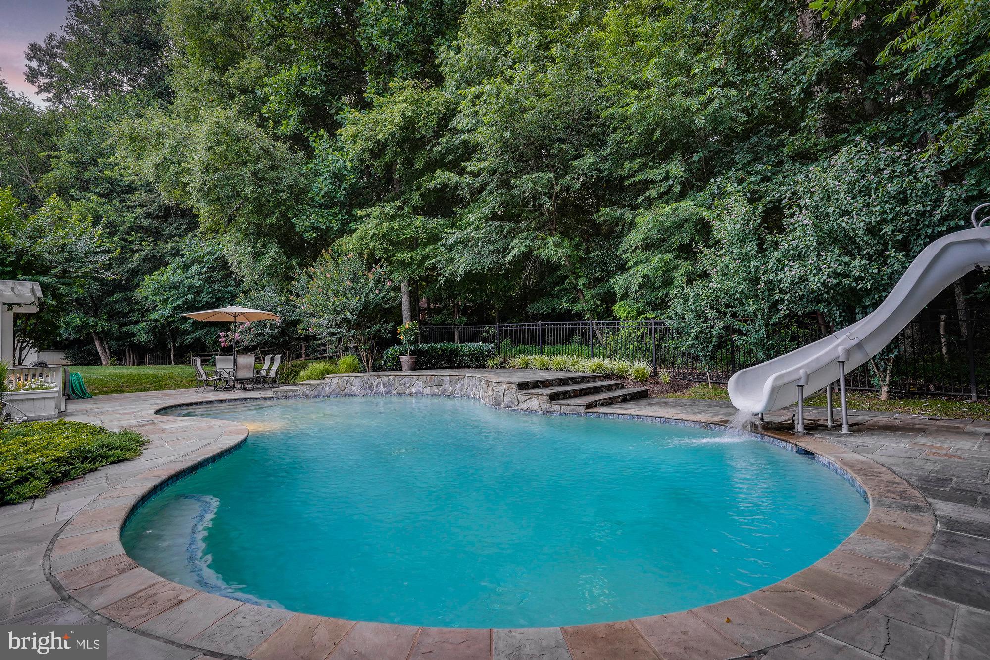 AIRSTON AT FOX MILL - Residential