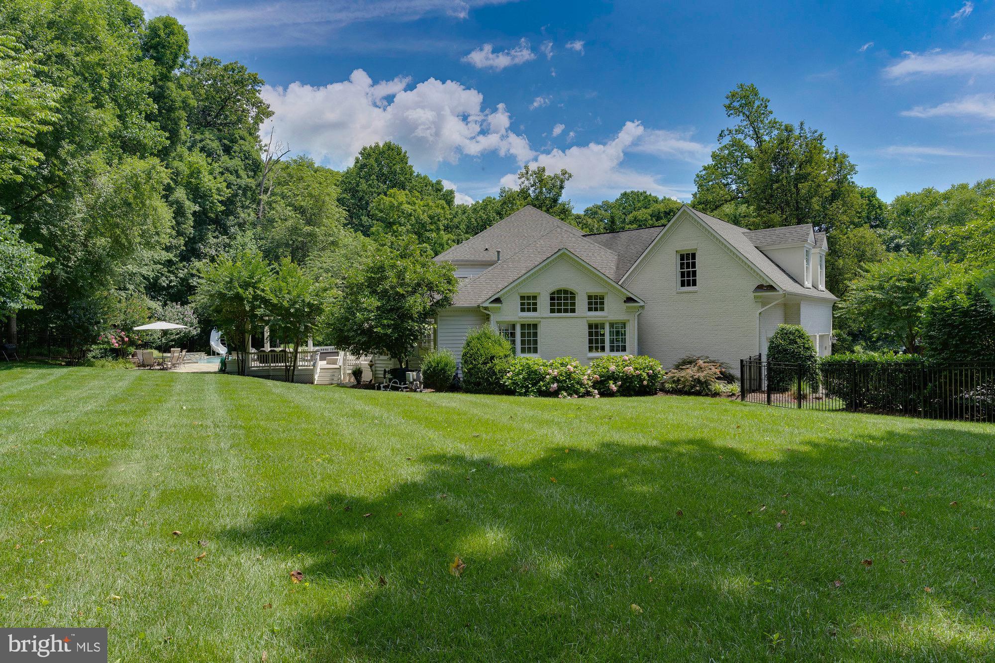 AIRSTON AT FOX MILL - Residential