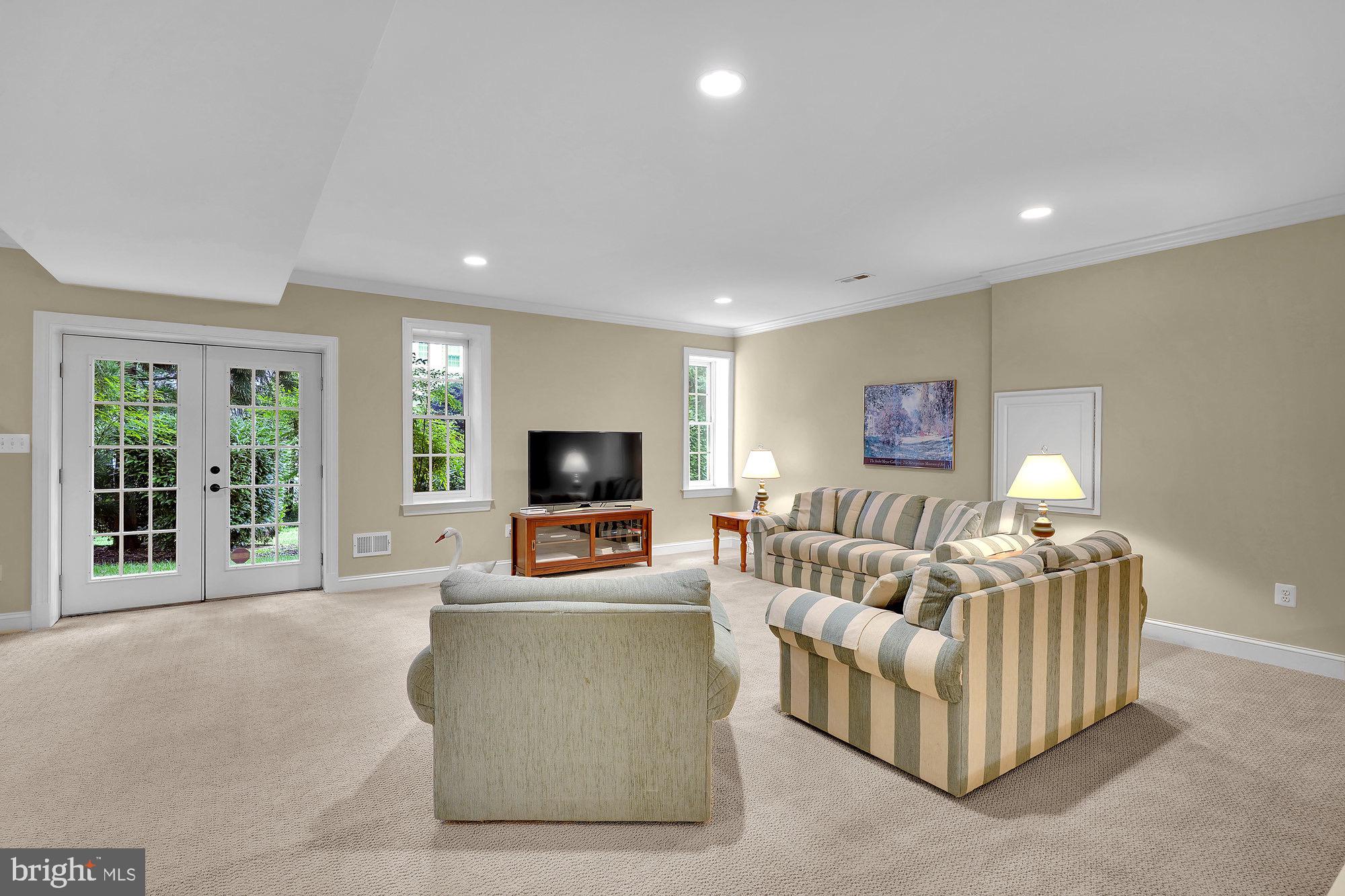 AIRSTON AT FOX MILL - Residential