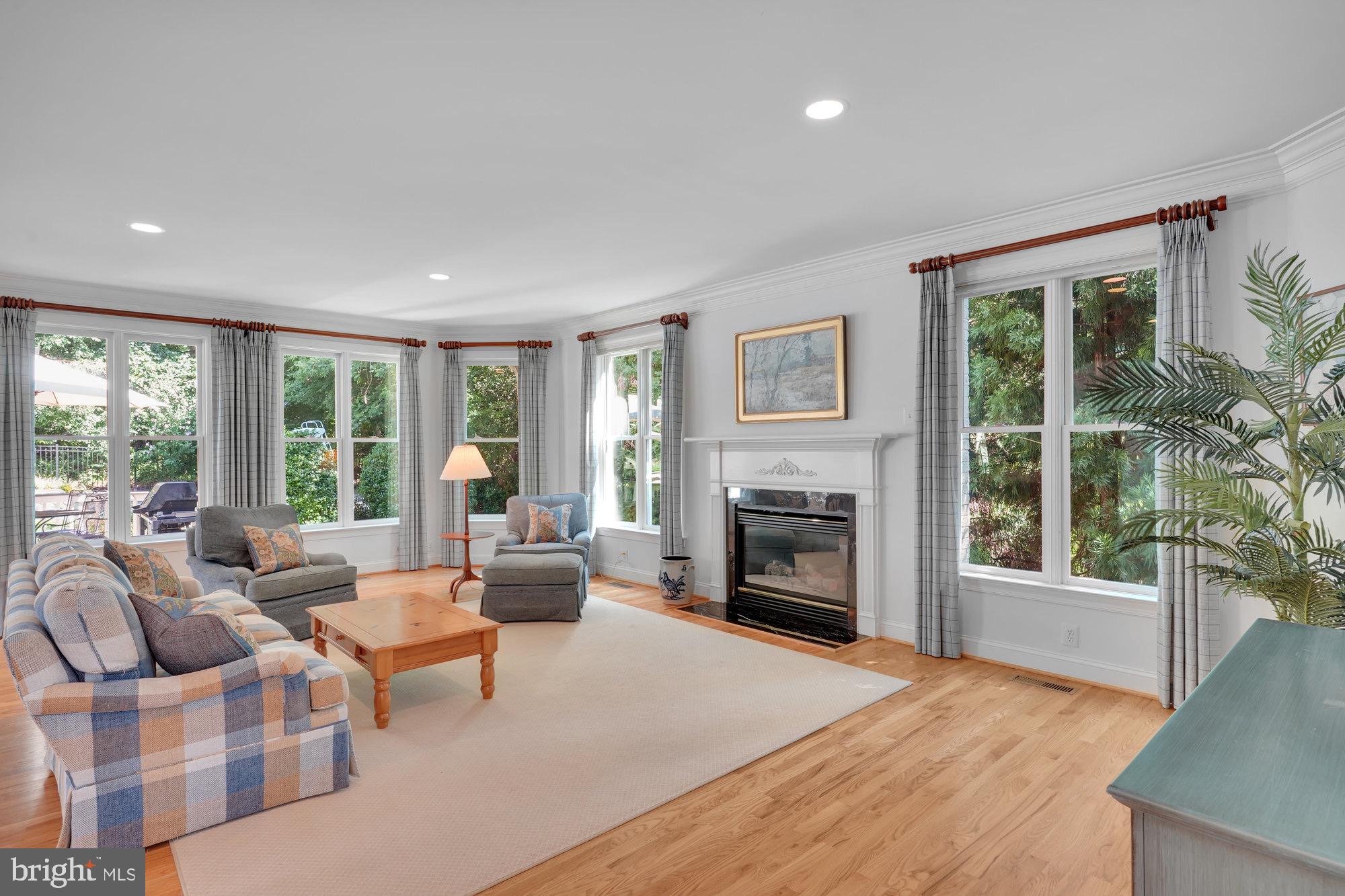 AIRSTON AT FOX MILL - Residential