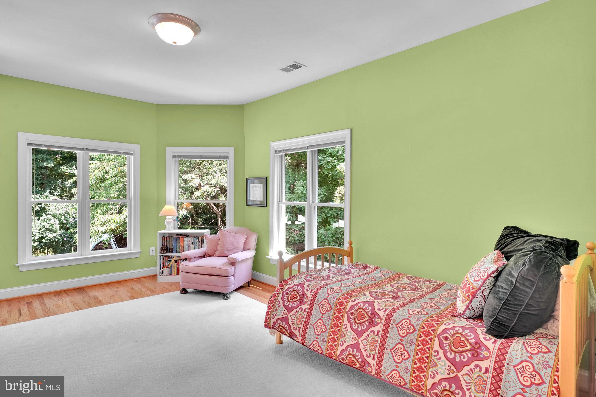 AIRSTON AT FOX MILL - Residential