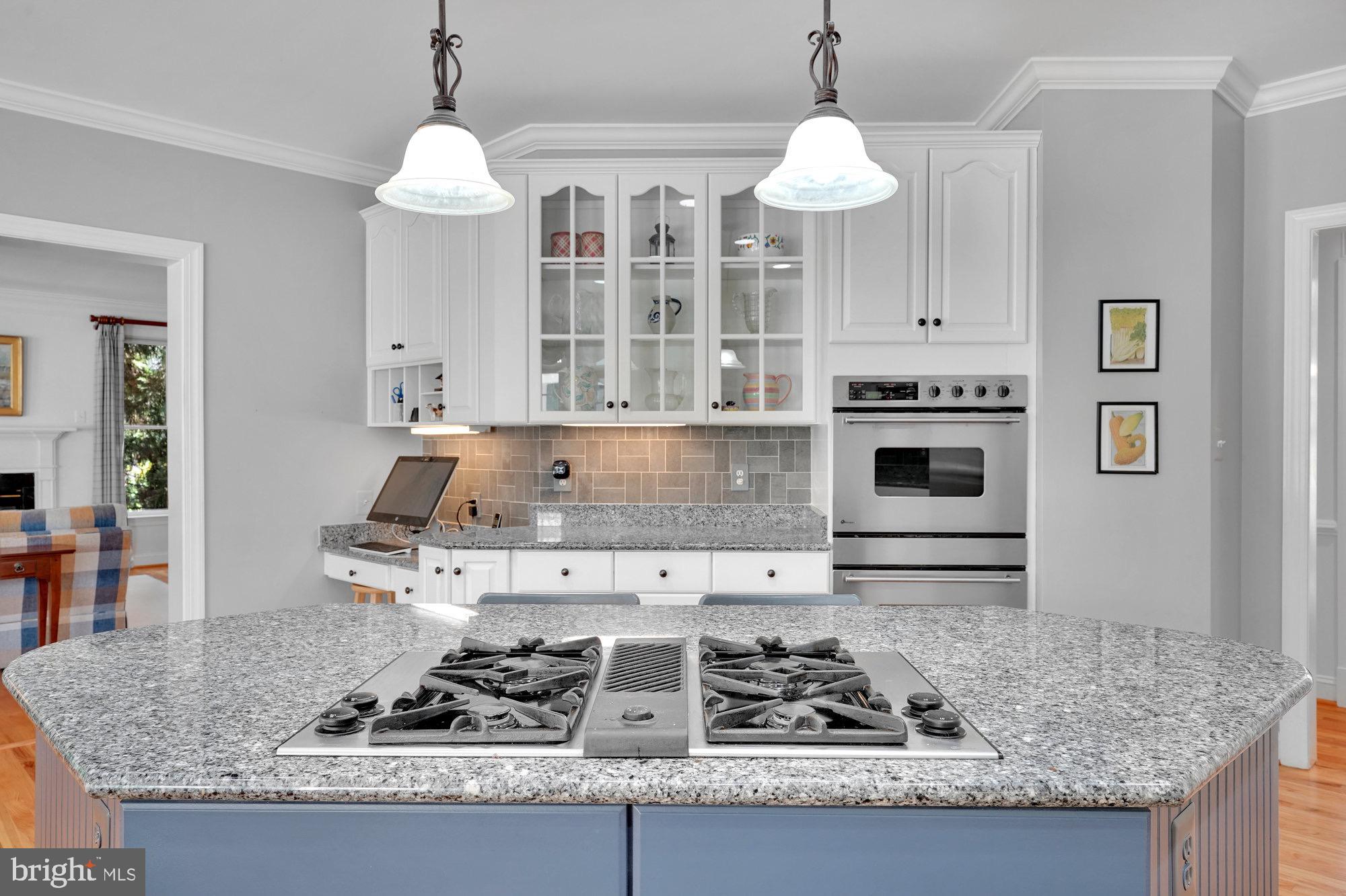 AIRSTON AT FOX MILL - Residential