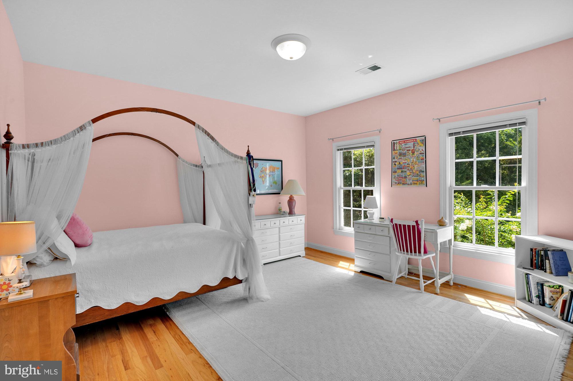 AIRSTON AT FOX MILL - Residential