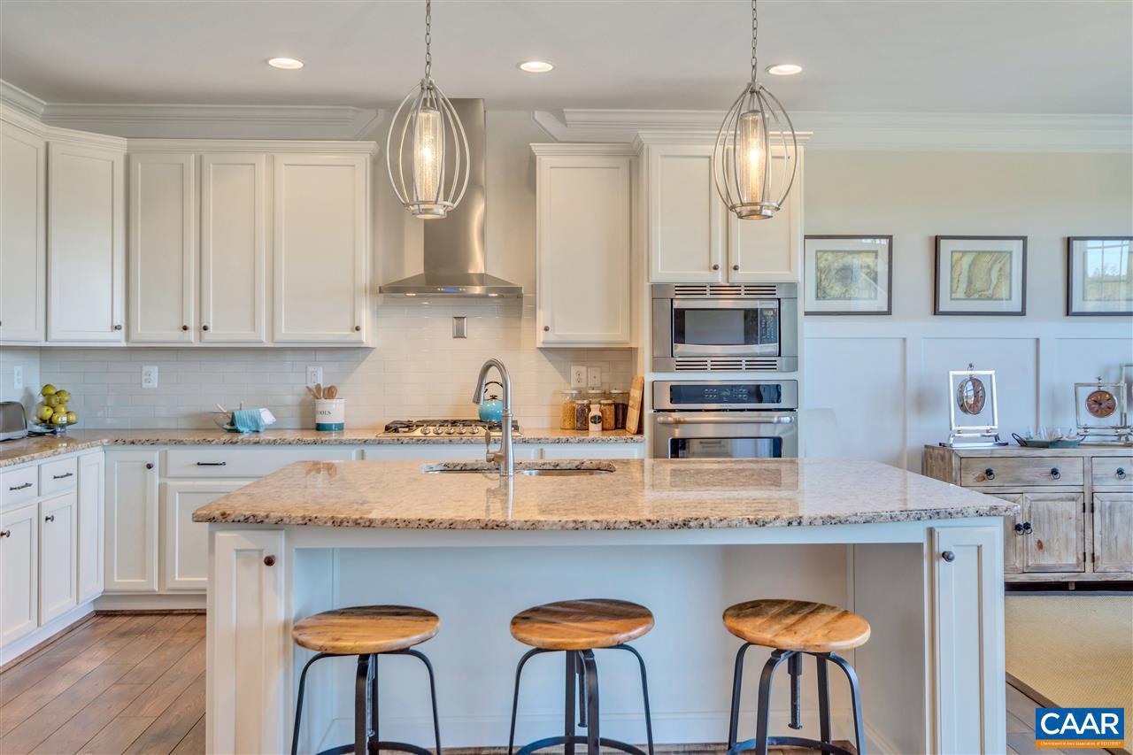 SPRING CREEK - Residential