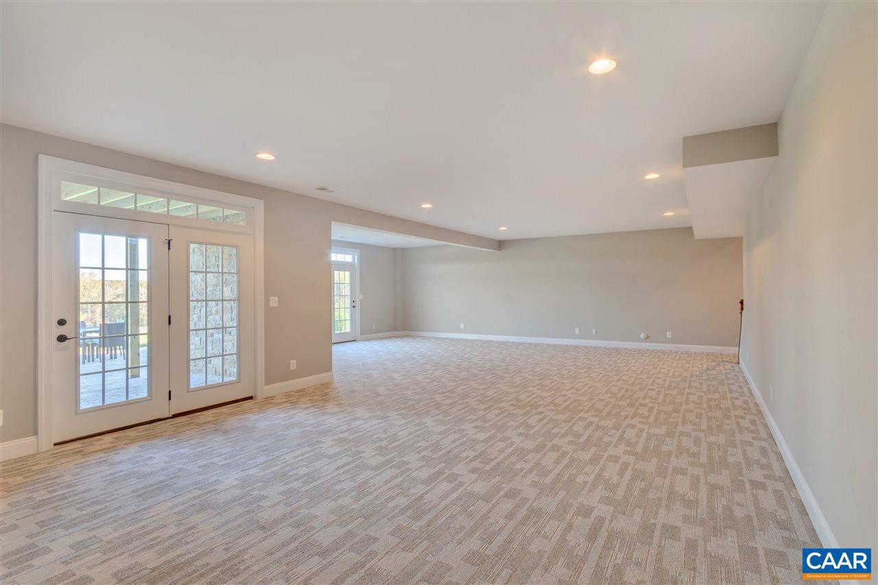 SPRING CREEK - Residential