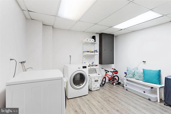 LAKEPOINTE - Residential Lease